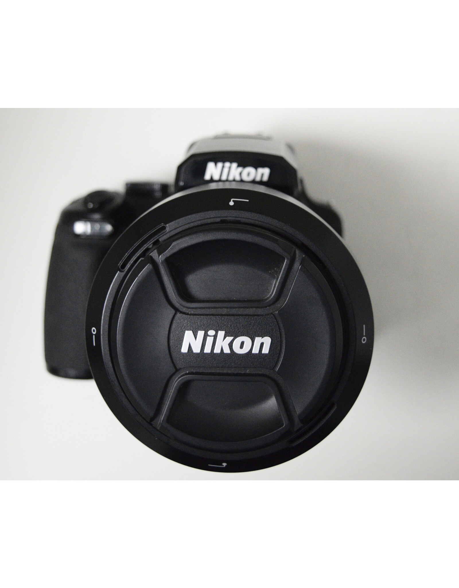 Nikon Nikon COOLPIX P1000 4K UHD 16MP Compact Digital Camera - Black Camera (Pre-Owned)