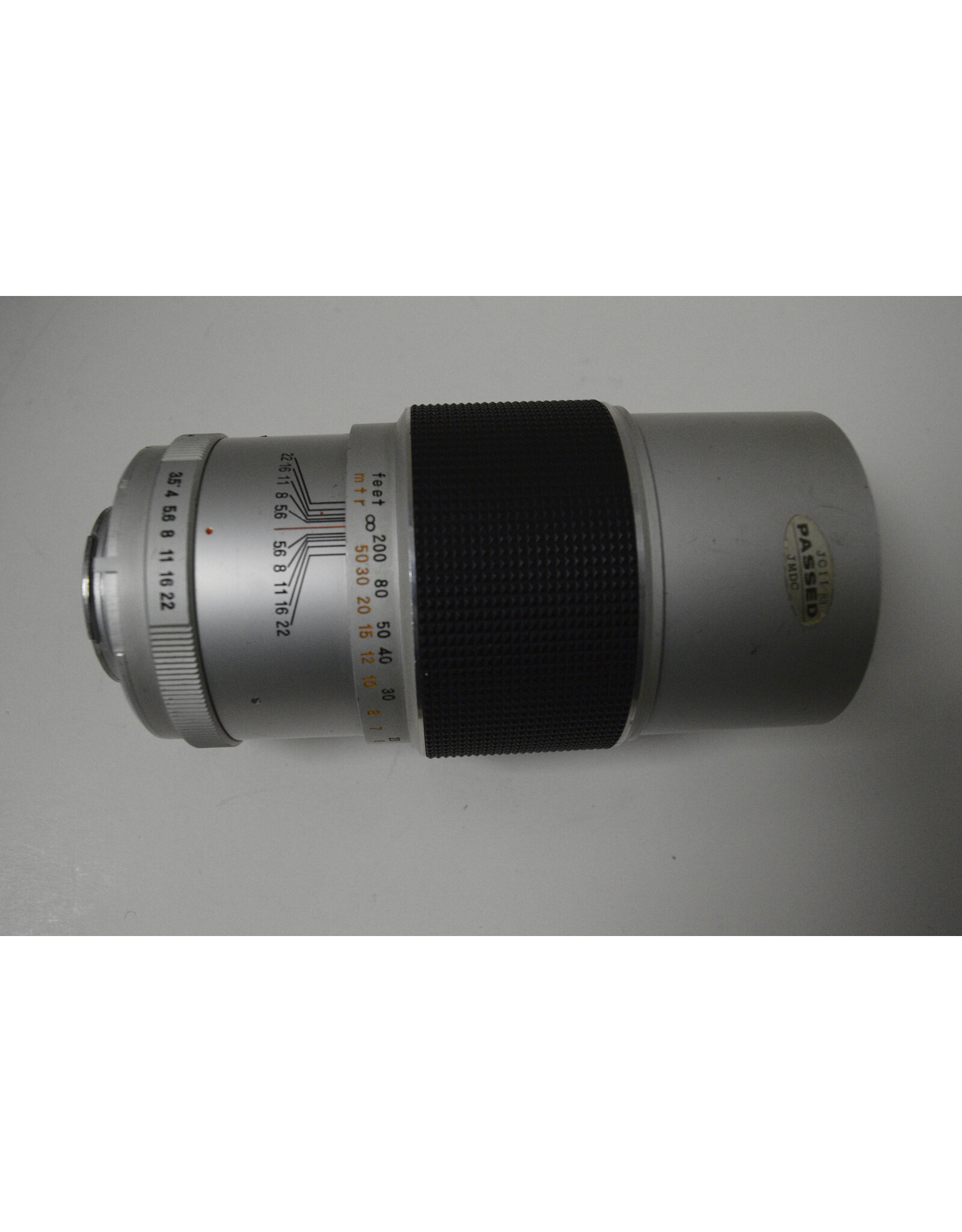 Topcon TOPCON RE-2 Silver 35 mm SLR Film Camera with rexatar 200mm f3.5 Lens