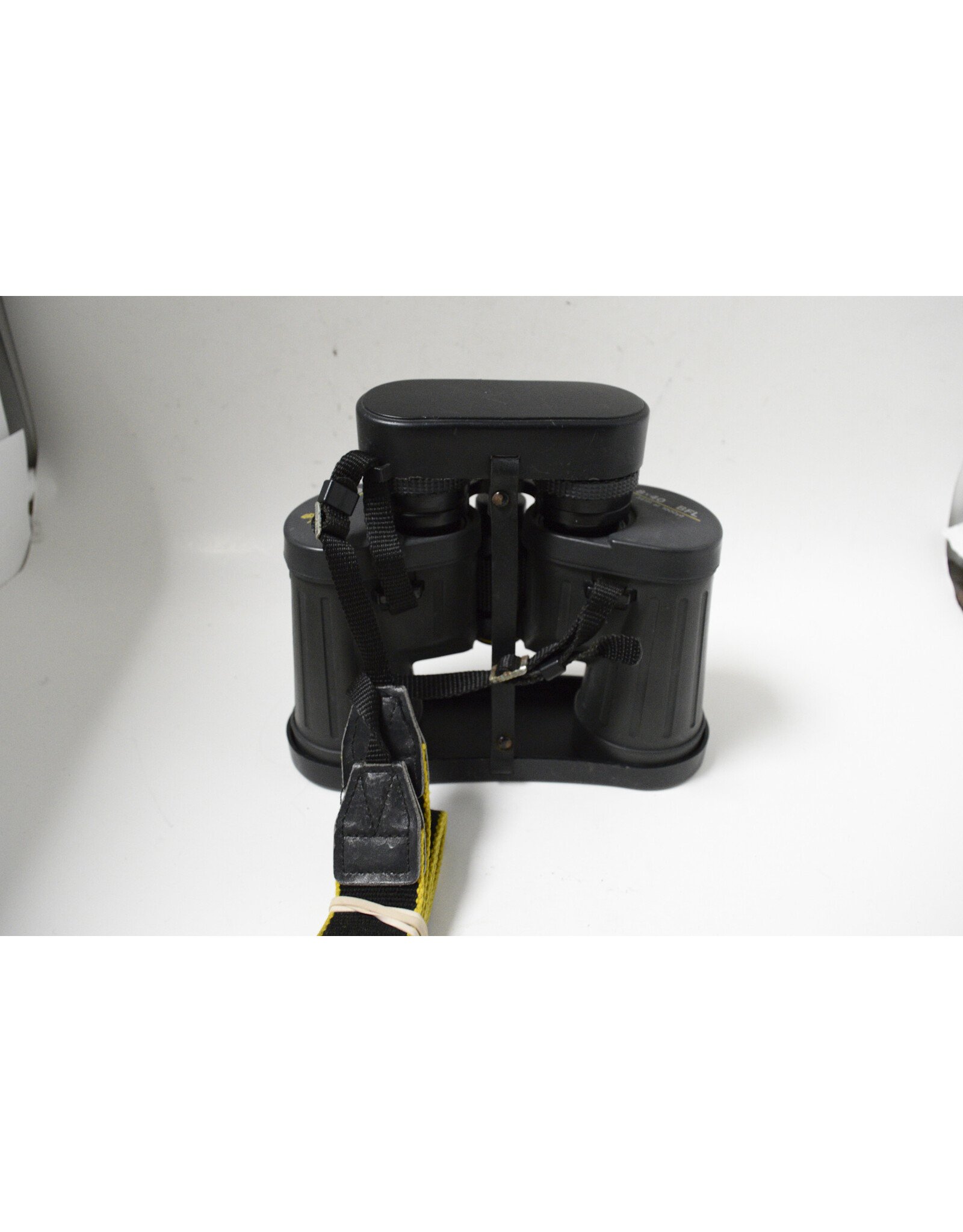 Fujinon 8x40 BFL Binoculars 341ft at 1000yds Japan Optics Bird Watching Hunting (Pre-owned)