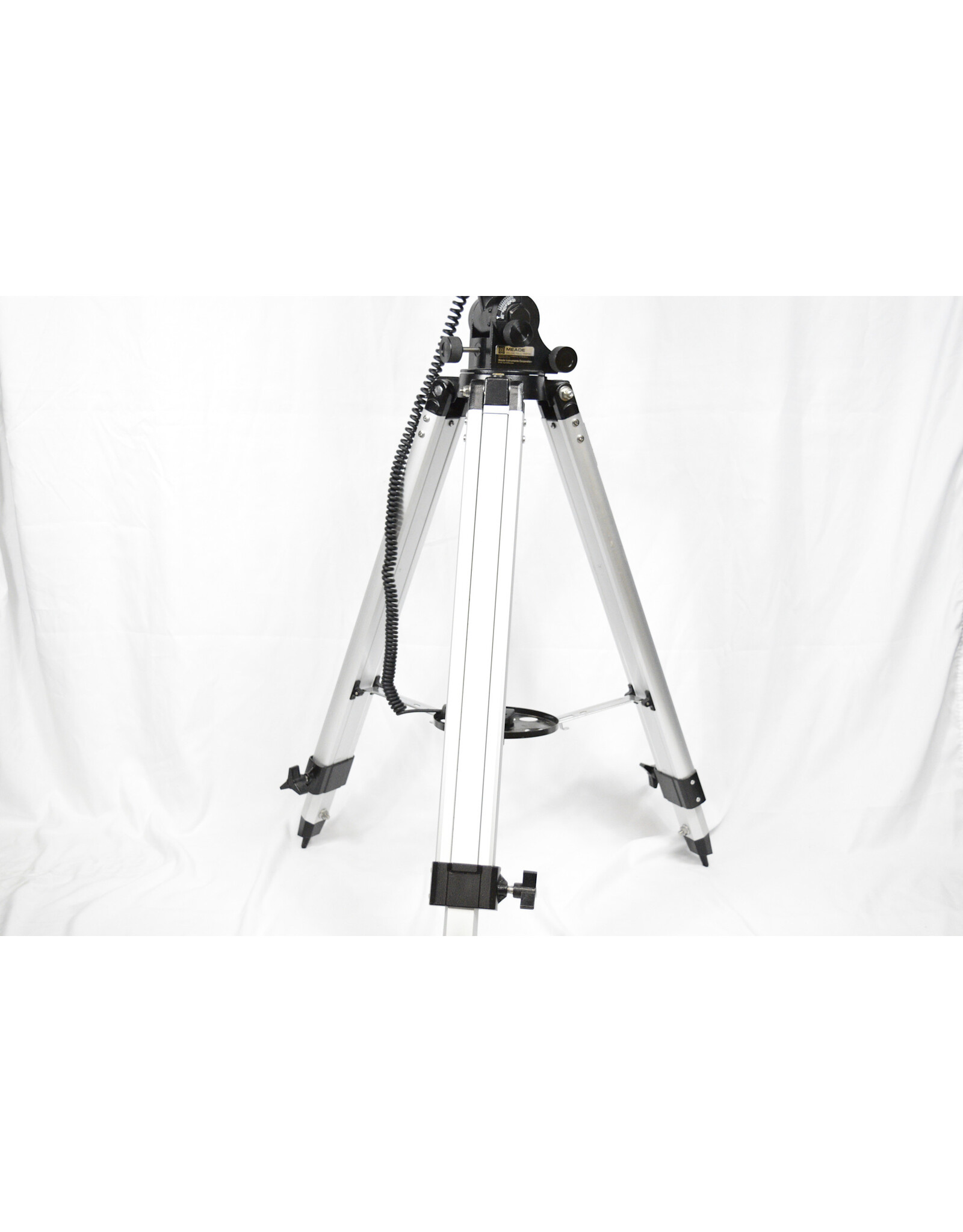 Meade Meade GOTO ETX 90  (METX90-001) Telescope with Tripod, Case, and Autostar Controller (Pre-Owned)