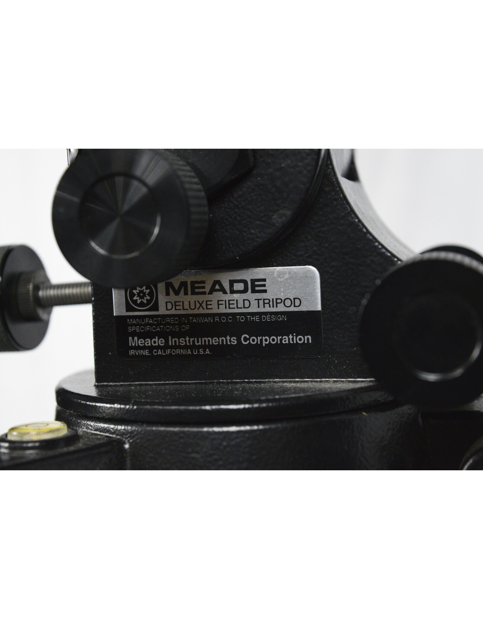 Meade Meade ETX 90 Telescope with Tripod, Case, and Autostar Hand Controller (Pre-Owned) - METX90-001