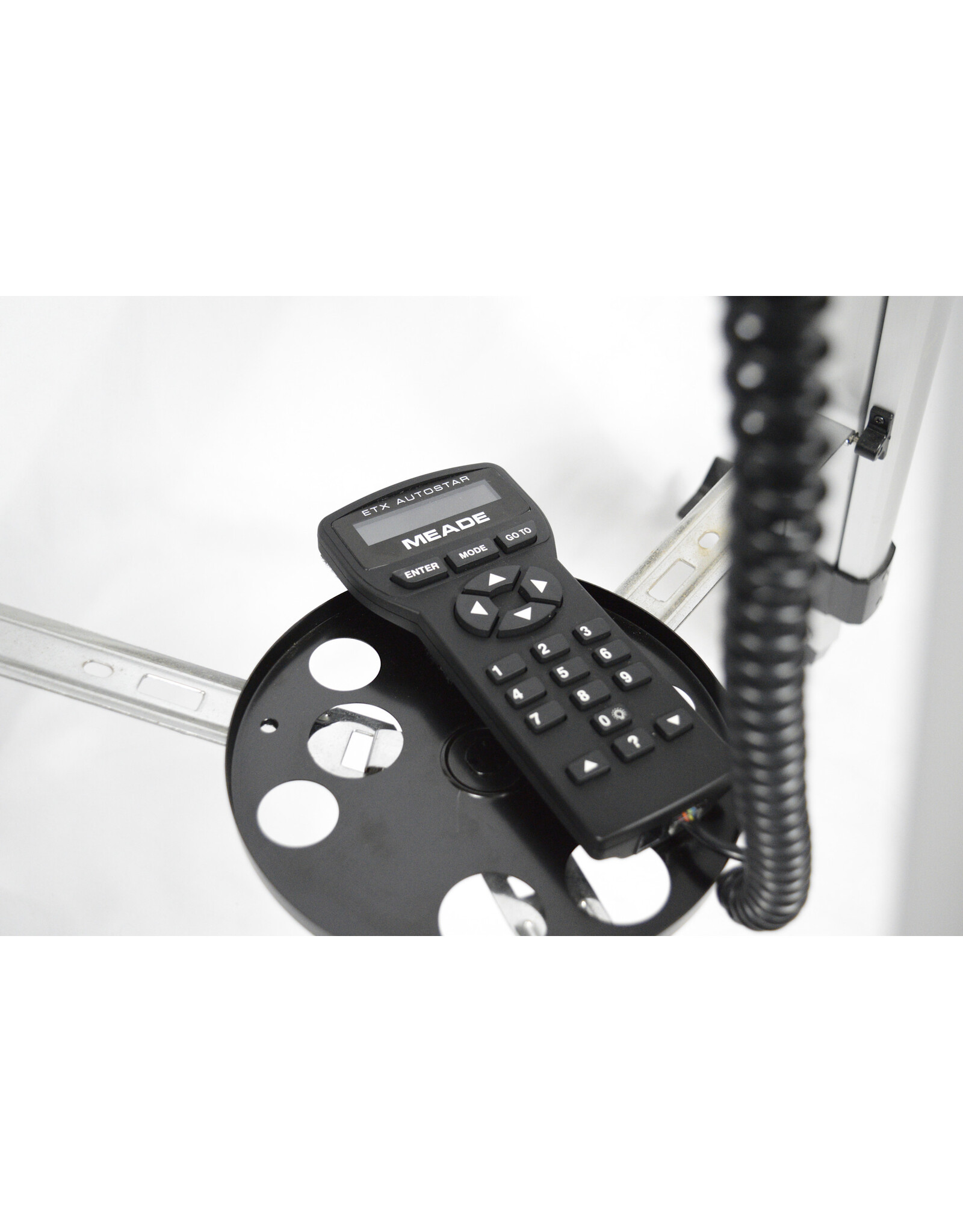 Meade Meade ETX 90 Telescope with Tripod, Case, and Autostar Hand Controller (Pre-Owned) - METX90-001