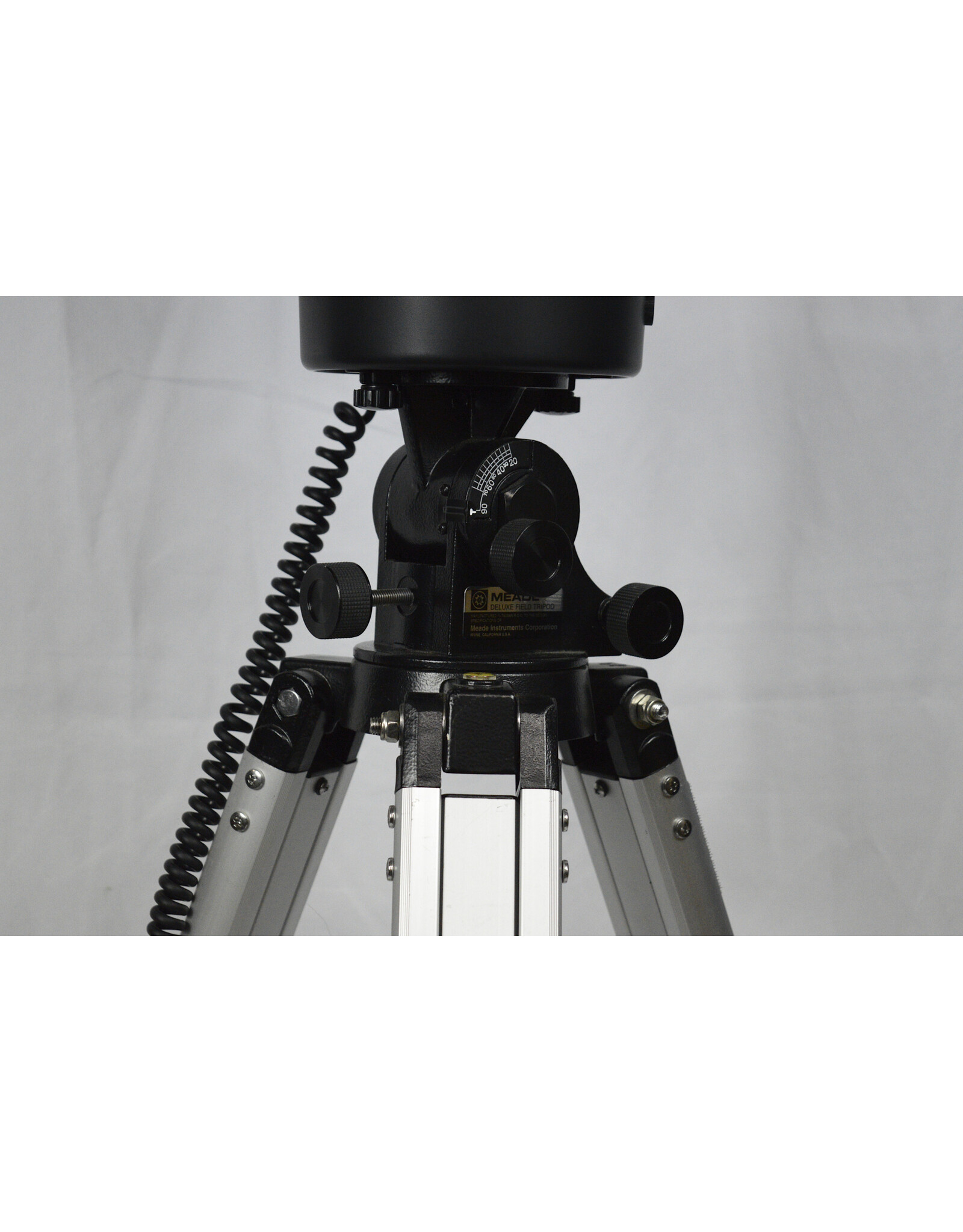 Meade Meade GOTO ETX 90  (METX90-002) Telescope with Tripod, Case, and Autostar Controller (Pre-Owned)