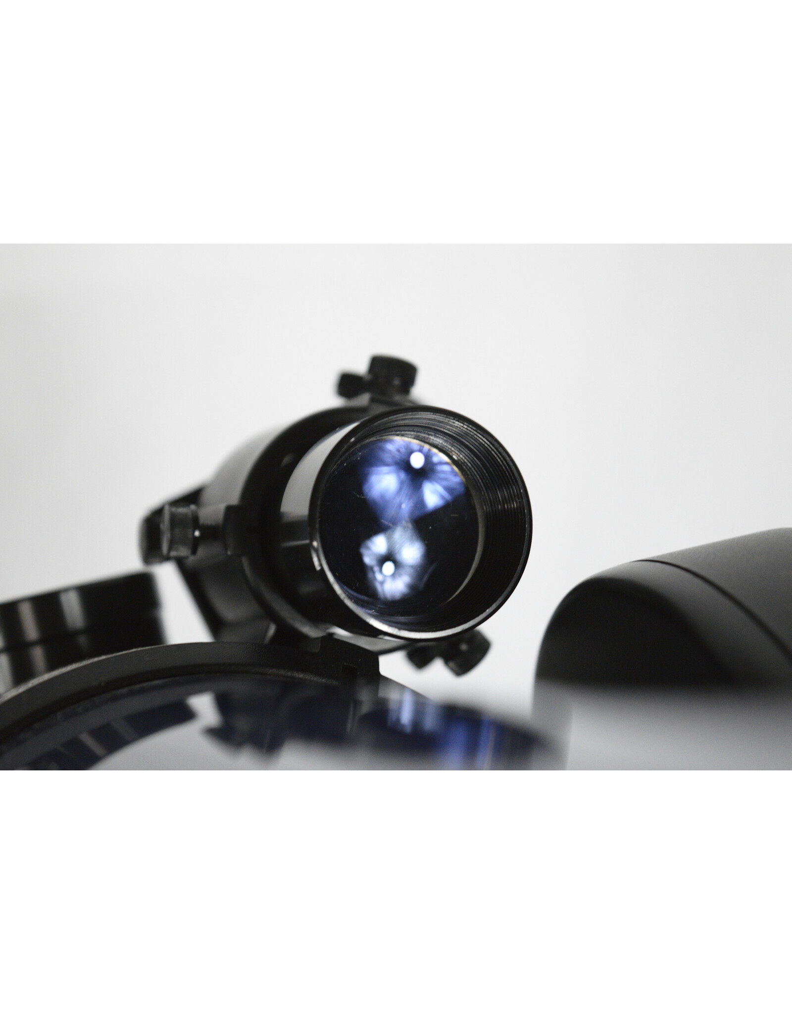 Meade Meade ETX 90 Telescope with Tripod, Case, and Autostar Hand Controller (Pre-Owned) - METX90-002