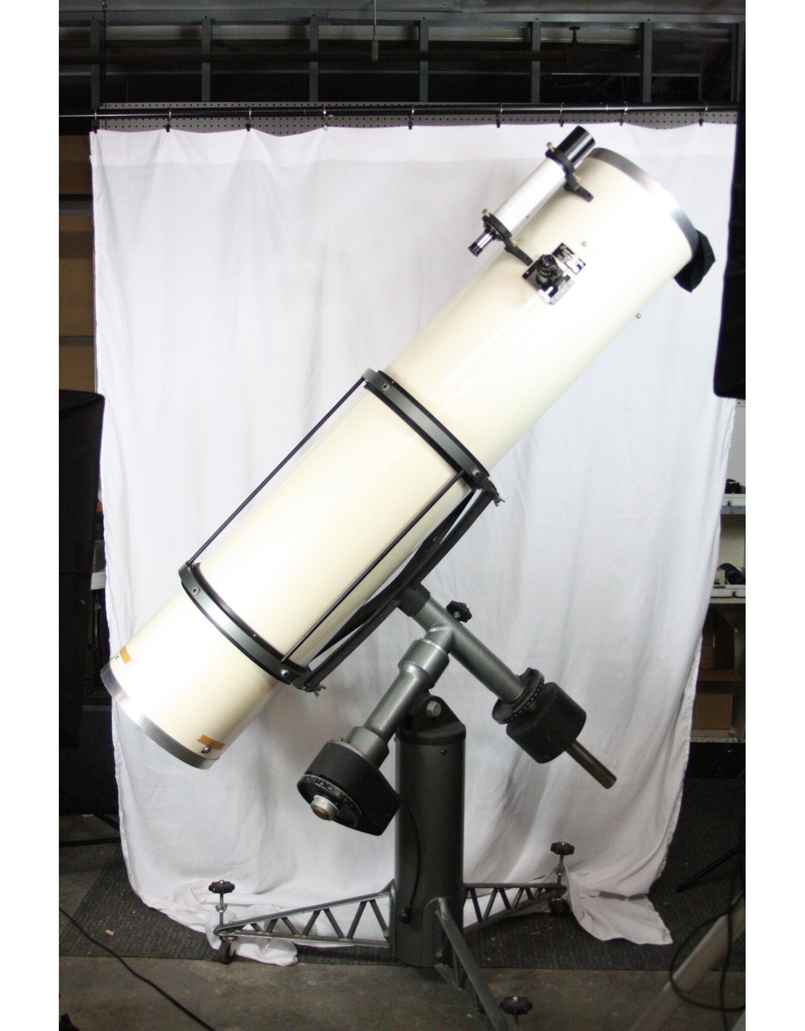 Astrola Cave Astrola 10" Reflector Telescope on EQ Mount (Vintage 1977) - LOCAL PICK UP ONLY