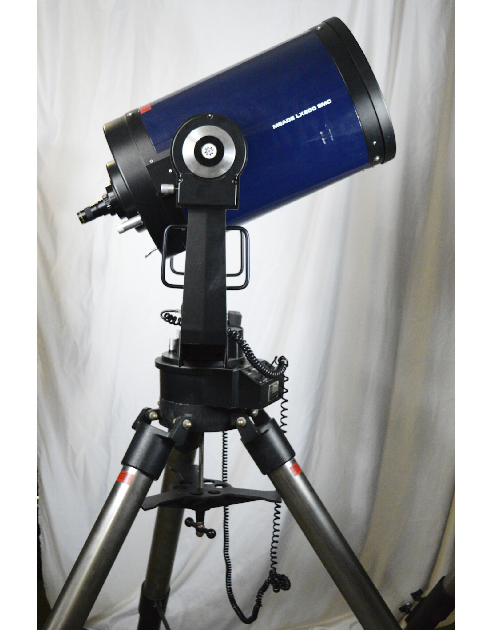 Meade Meade 12" LX200 EMC f/10 UHC Telescope with Tripod, DC Power Cable, GOTO Controller & Hard Case! (Pre-Owned) - M12F10-001