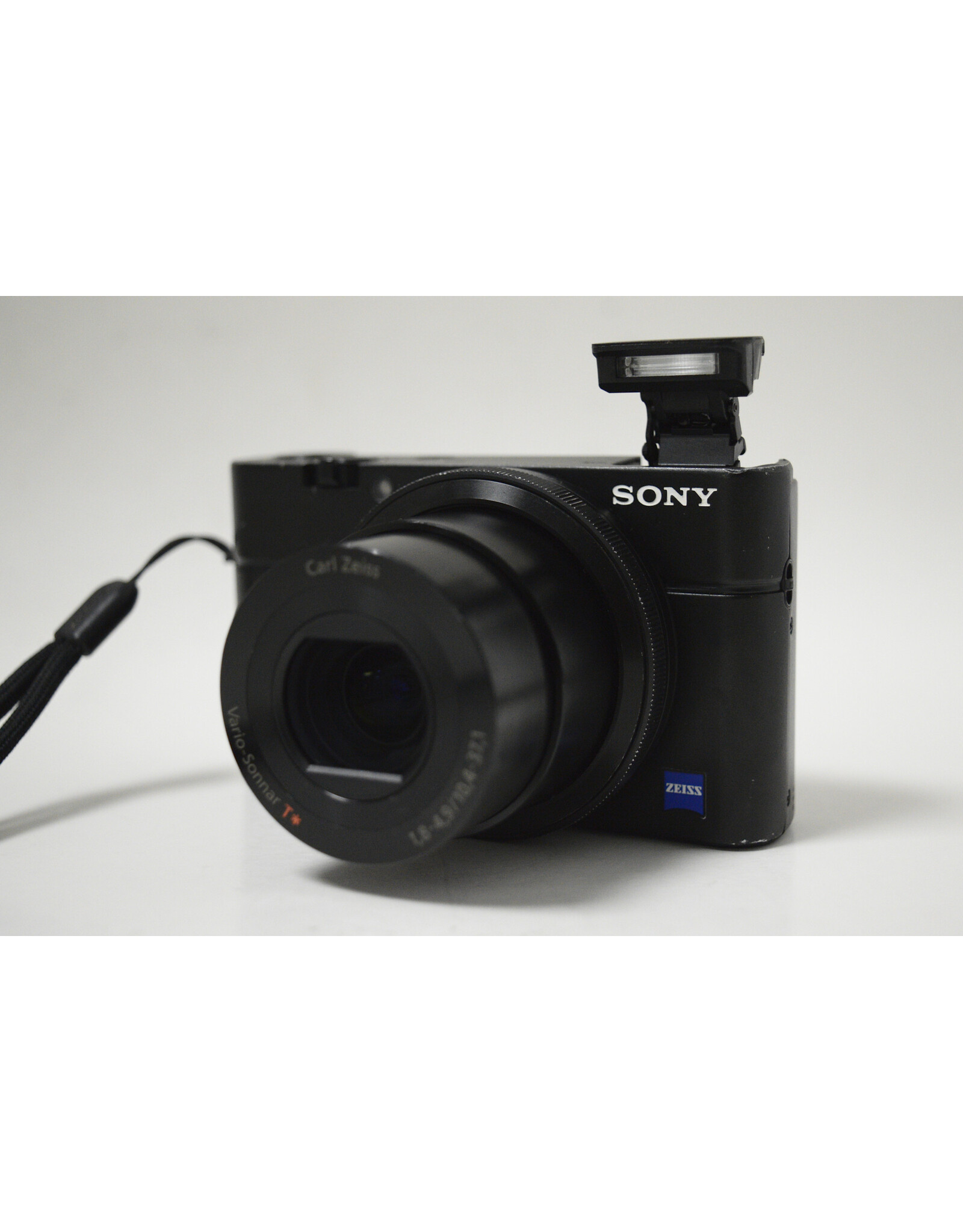 [PAID] Sony Cybershot DSC-RX100 Point and shoot camera (Pre-Owned)