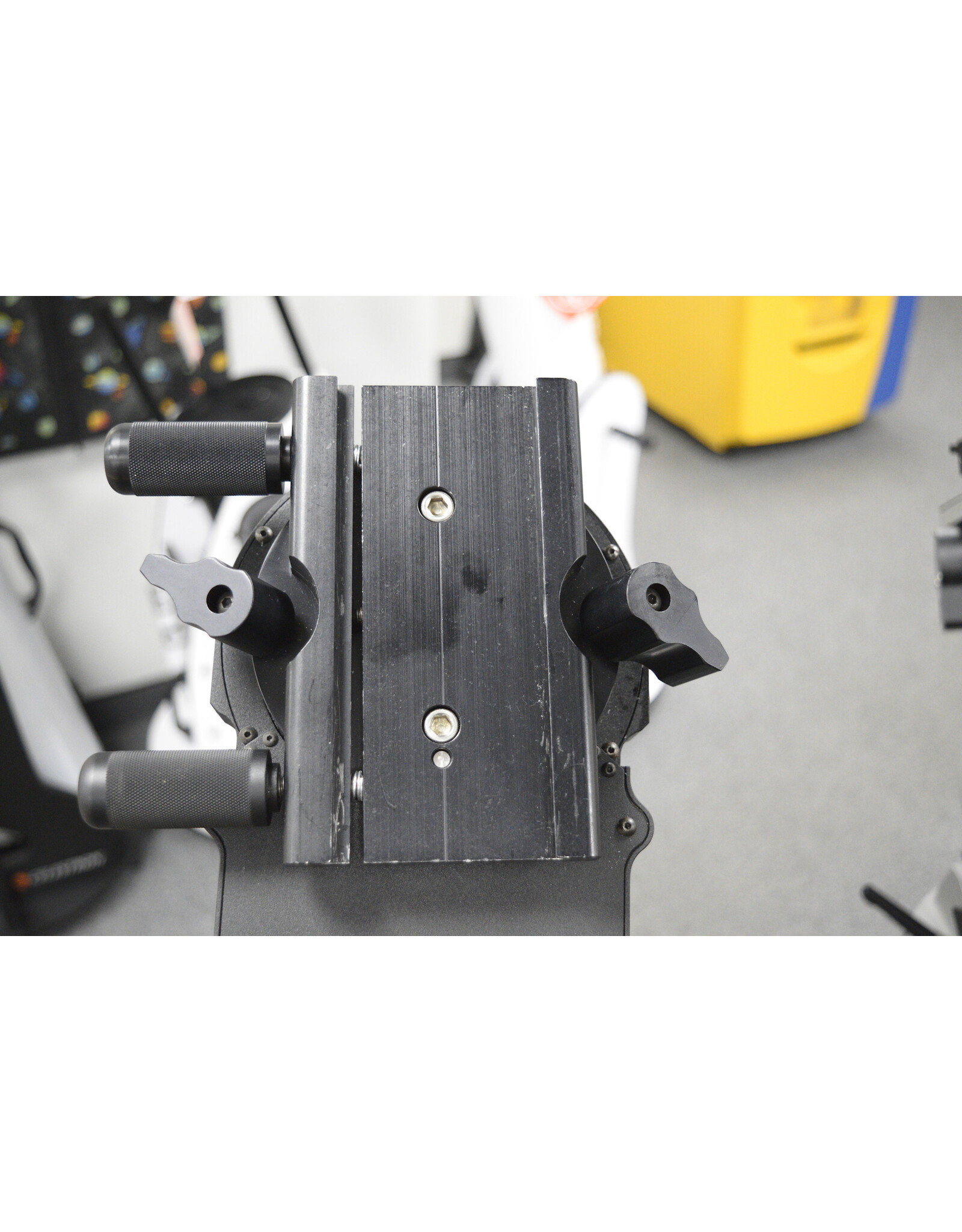 Celestron Celestron CGE Motorized Equatorial Telescope Mount w/ Super HD Tripod - 91524 (Pre-owned)