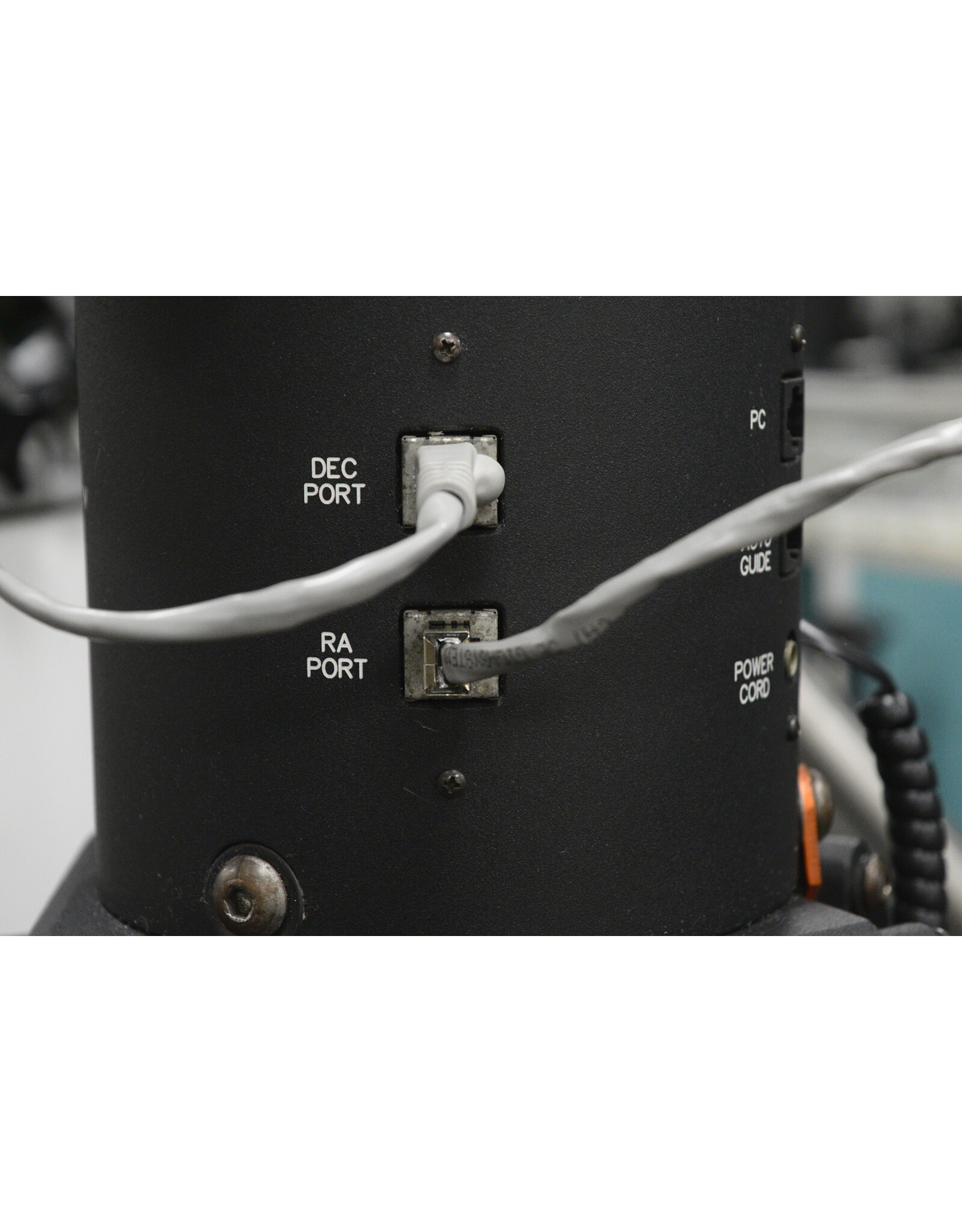 Celestron Celestron CGE Motorized Equatorial Telescope Mount w/ Super HD Tripod - 91524 (Pre-owned)