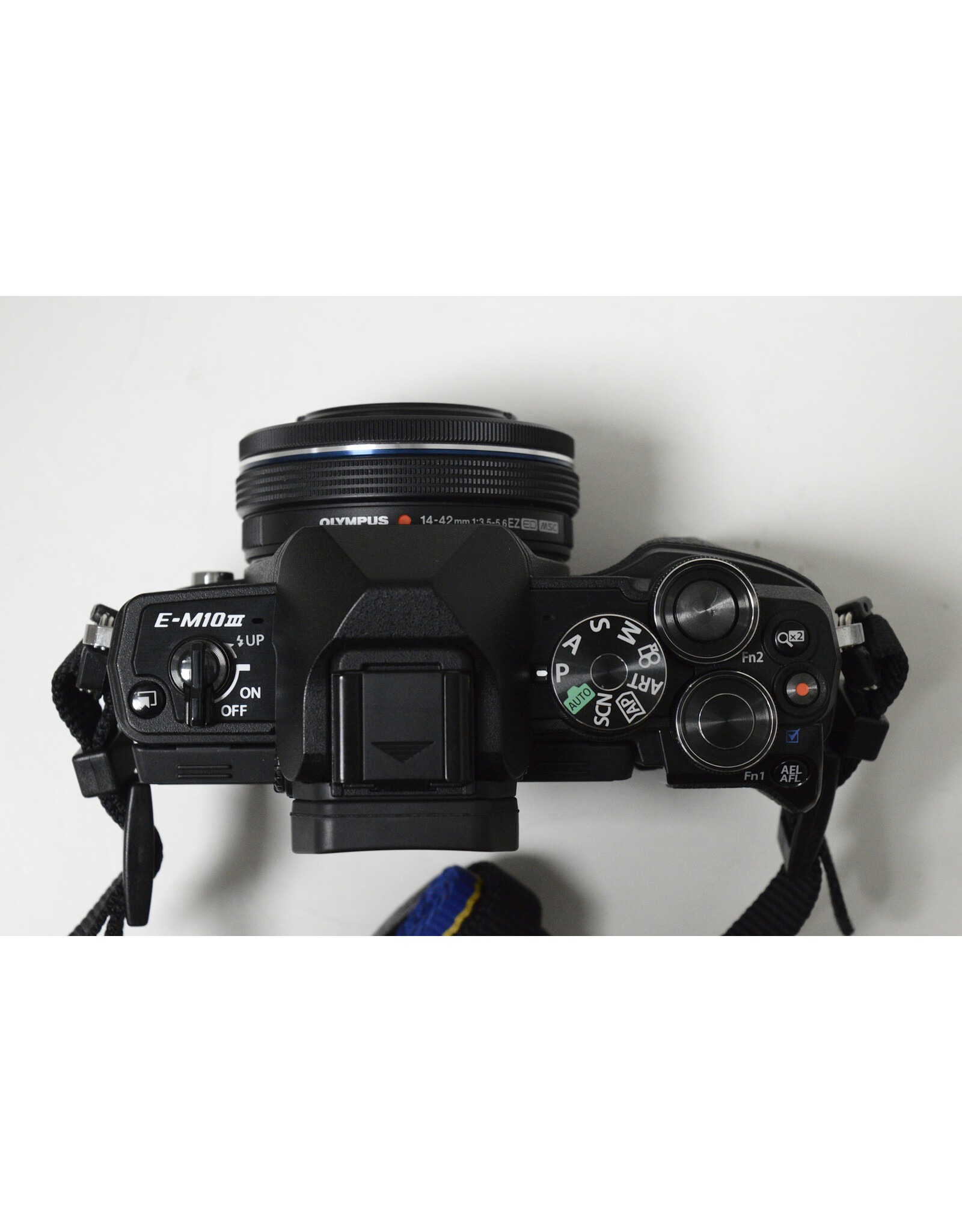 Olympus OM-D E-M10 Mark III 16.1MP Mirrorless Digital Camera with M.Zuiko 14-42mm 3.5-5.6 Lens (Pre-Owned)