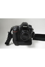 Nikon Nikon D800 w/ 50mm 1.8 and Meike 85mm 1.8, Kastar Battery Grip, Charger, Vangaurd Bag, Rode Video Mic Go II