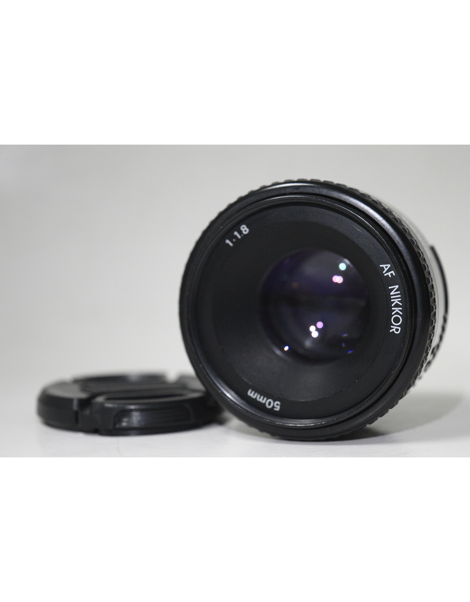 Nikon Nikon D800 w/ 50mm 1.8 and Meike 85mm 1.8, Kastar Battery Grip, Charger, Vangaurd Bag, Rode Video Mic Go II