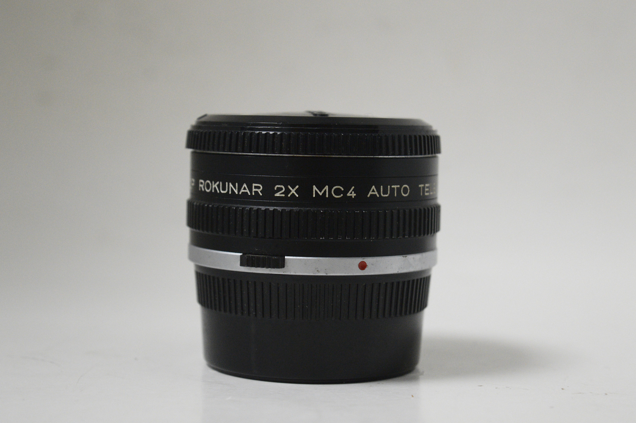 Rokunar 2x MC4 Auto Tele Converter for Olympus OM Cameras (Pre