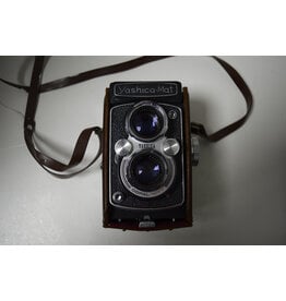 Yashica Yashica-Mat Copal-MXV Medium Format TLR Vintage 120 Film Camera w/ Leather Case (Pre-owned)