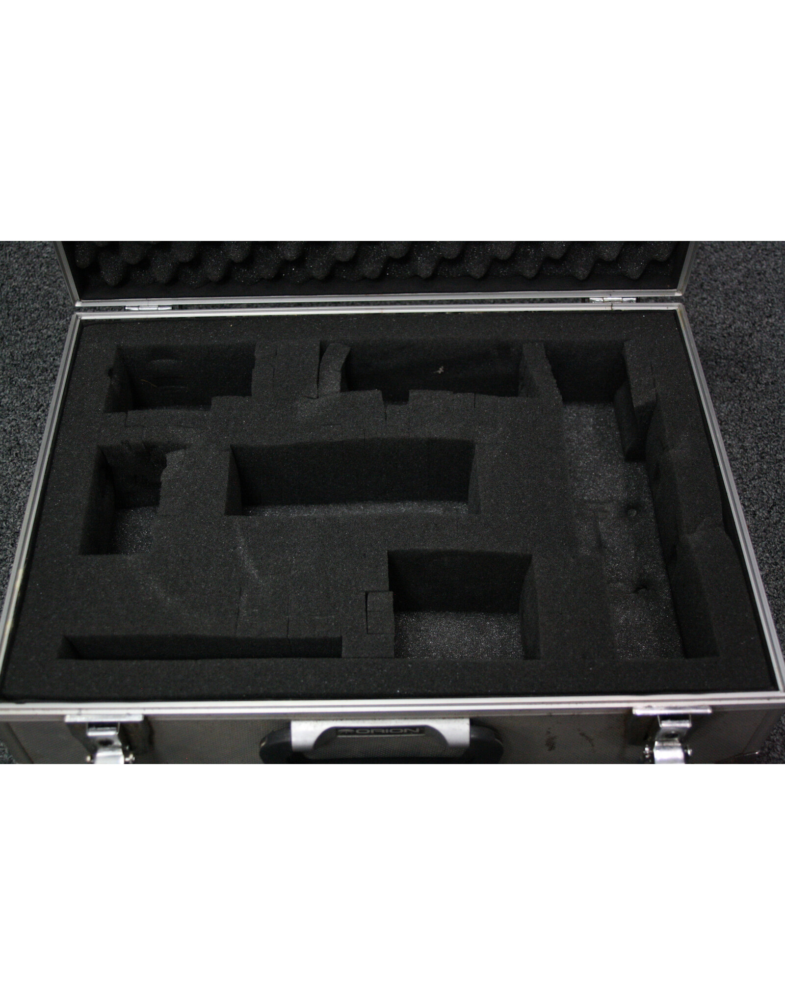 Orion Orion 18 x 13 x 6" aluminum case with foam interior