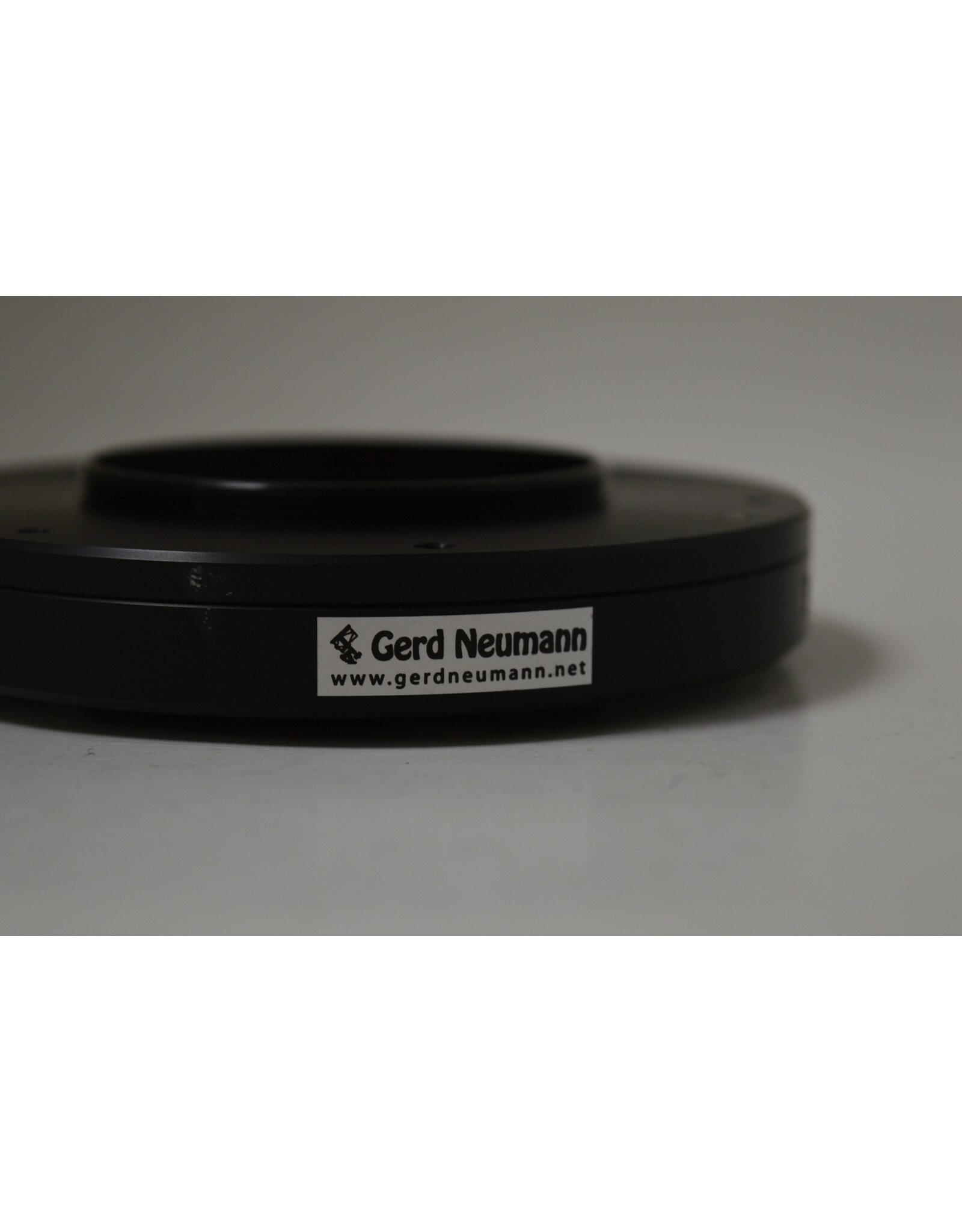 Gerd Neumann Gerd Neumann CTU-M68 and M48 Camera Tilting Unit(s)