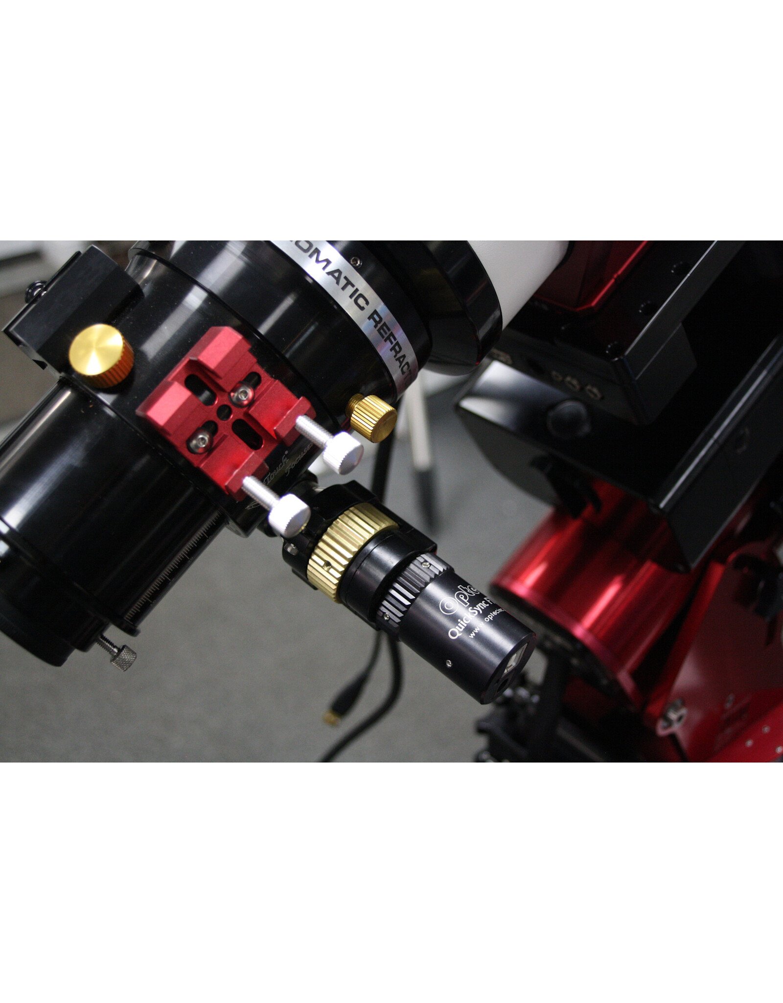 Stellarvue Stellarvue SVA130 EDT Apochromatic Refractor Optical Tube with Optec Focus Lynx Focuser & Hand Controller