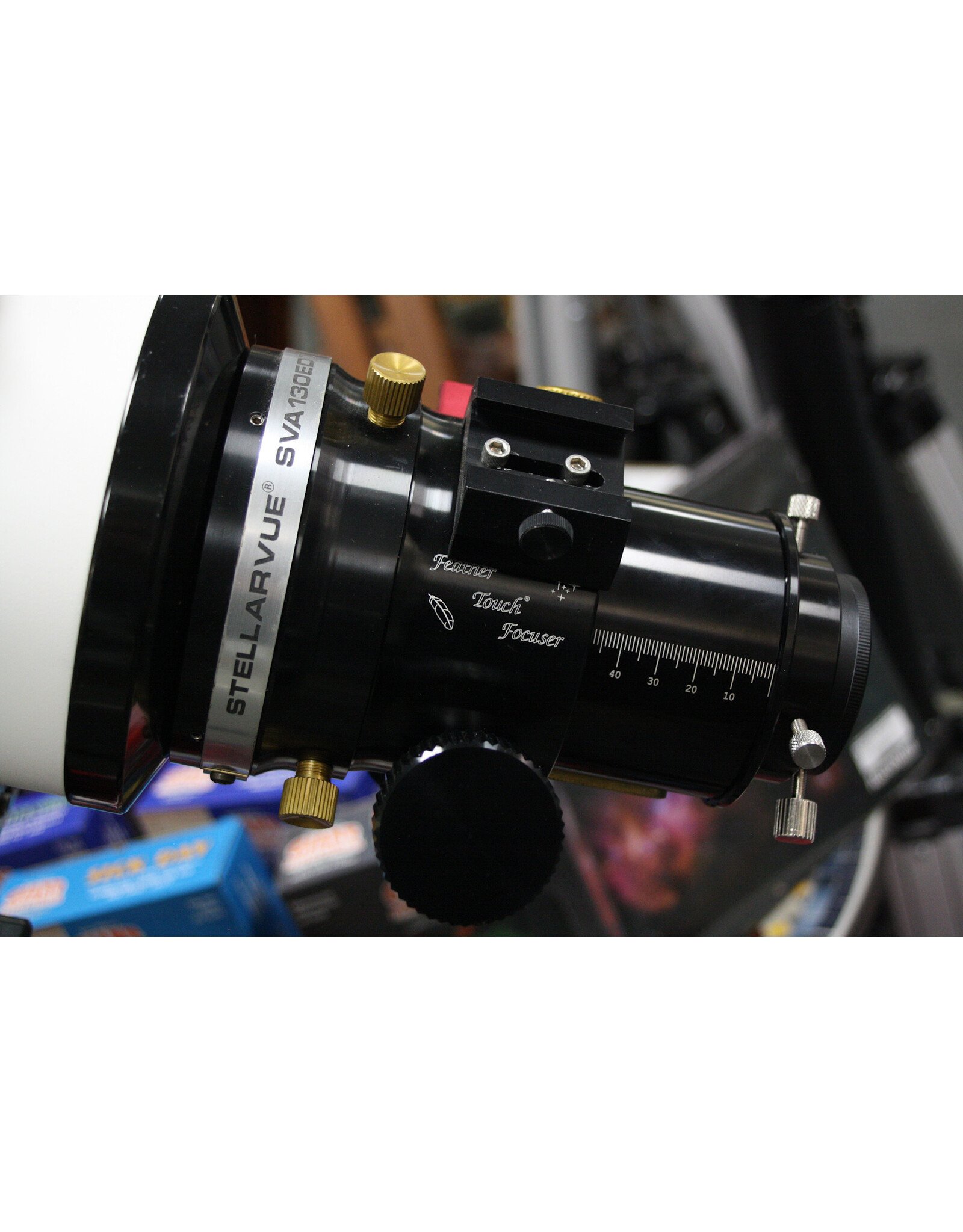 Stellarvue Stellarvue SVA130 EDT Apochromatic Refractor Optical Tube with Optec Focus Lynx Focuser & Hand Controller