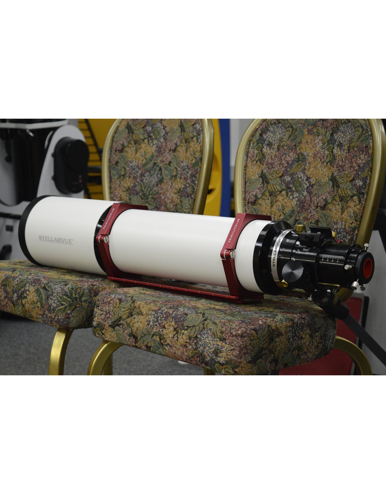 Stellarvue Stellarvue SVA130 EDT Apochromatic Refractor Optical Tube with Optec Focus Lynx Focuser & Hand Controller