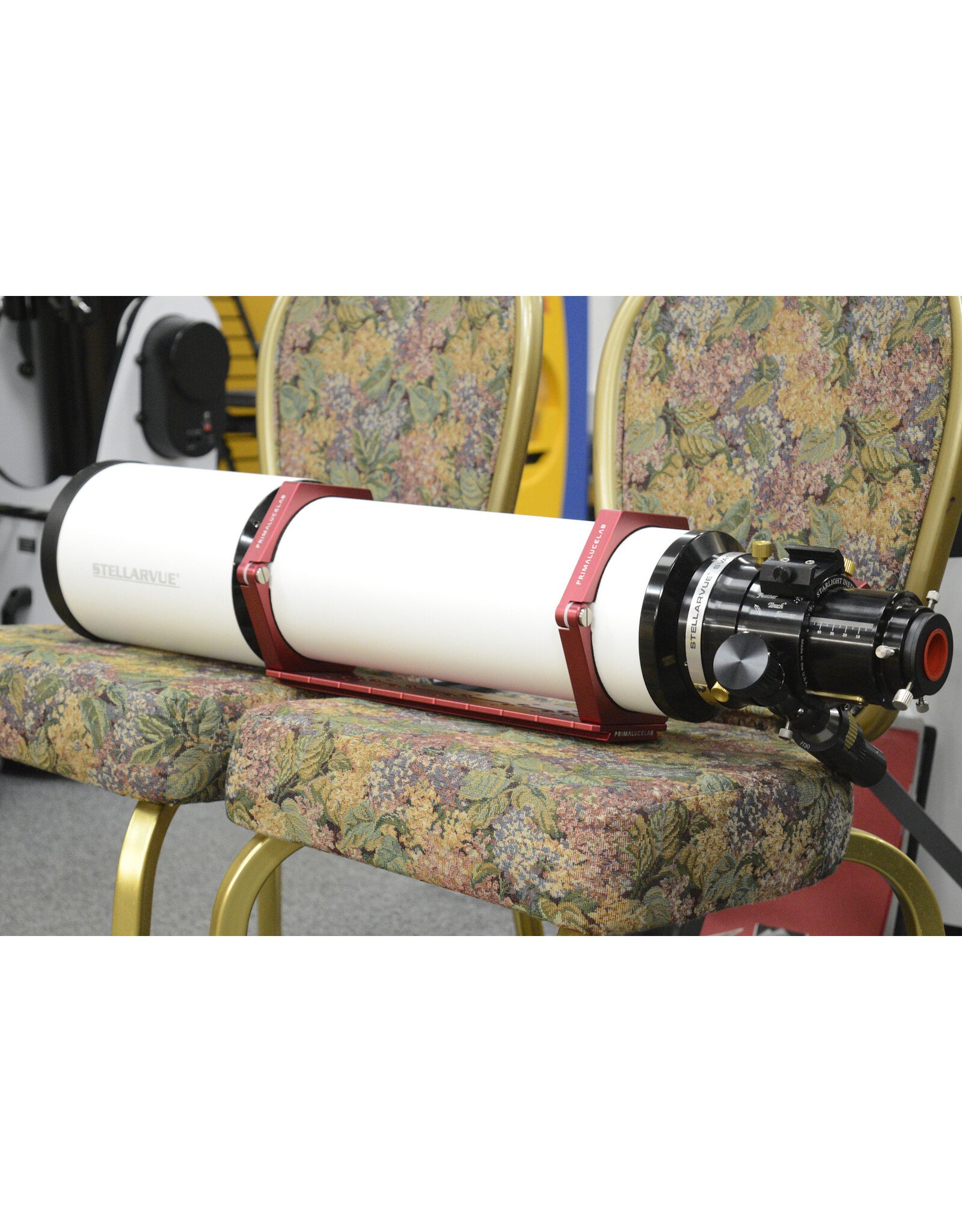 Stellarvue Stellarvue SVA130 EDT Apochromatic Refractor Optical Tube with Optec Focus Lynx Focuser & Hand Controller