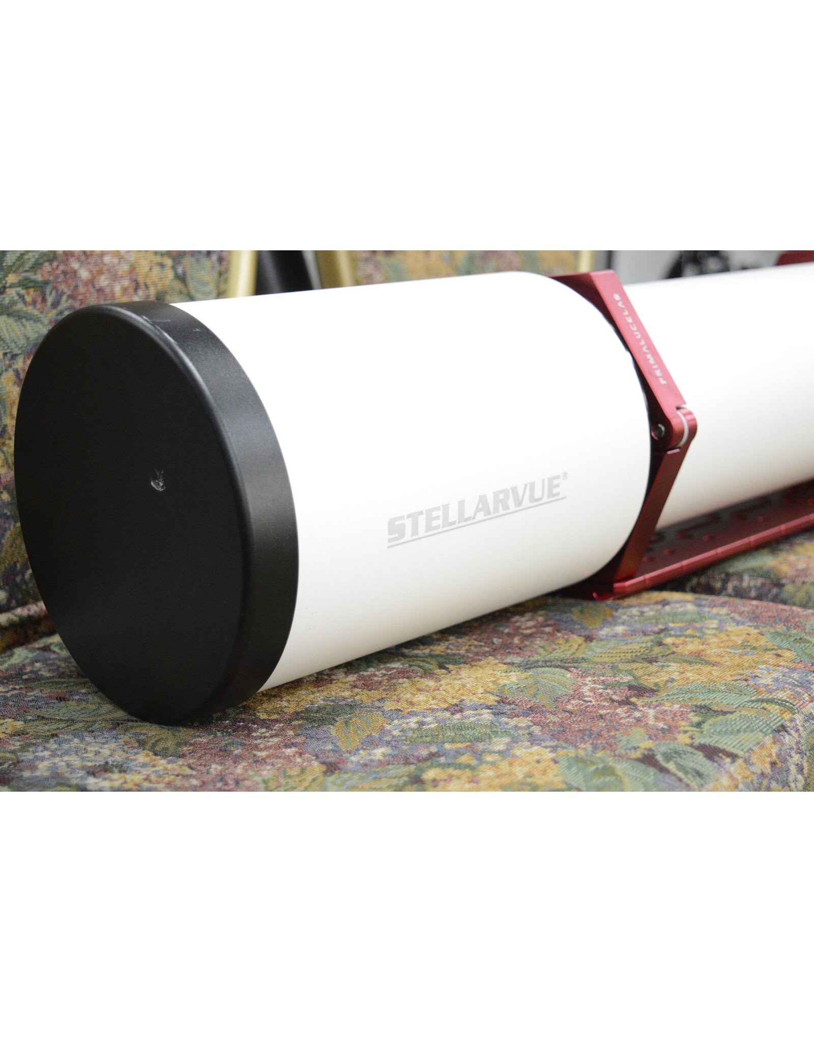 Stellarvue Stellarvue SVA130 EDT Apochromatic Refractor Optical Tube with Optec Focus Lynx Focuser & Hand Controller