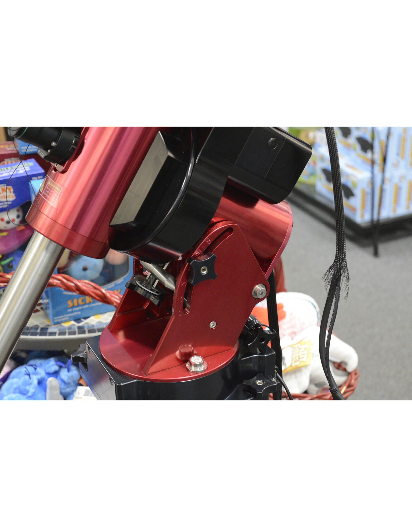 Paramount [PAID] Paramount MYT Mount with Tri-Pier (Pre-owned)