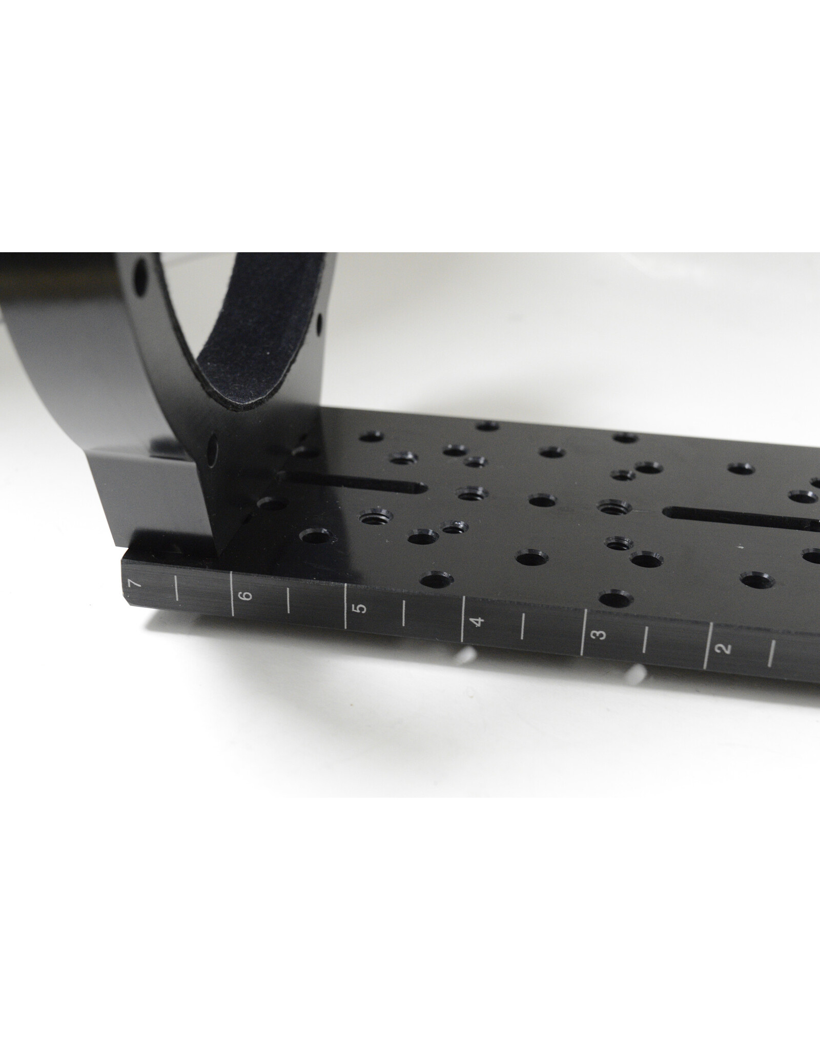 140mm Cradle Mounting Ring Set with Losmandy DUP14 14" Dovetail Bar (pre-owned)