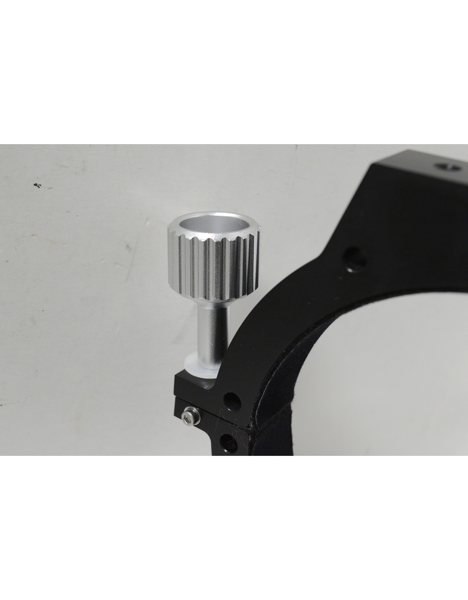 140mm Cradle Mounting Ring Set with Losmandy DUP14 14" Dovetail Bar (pre-owned)