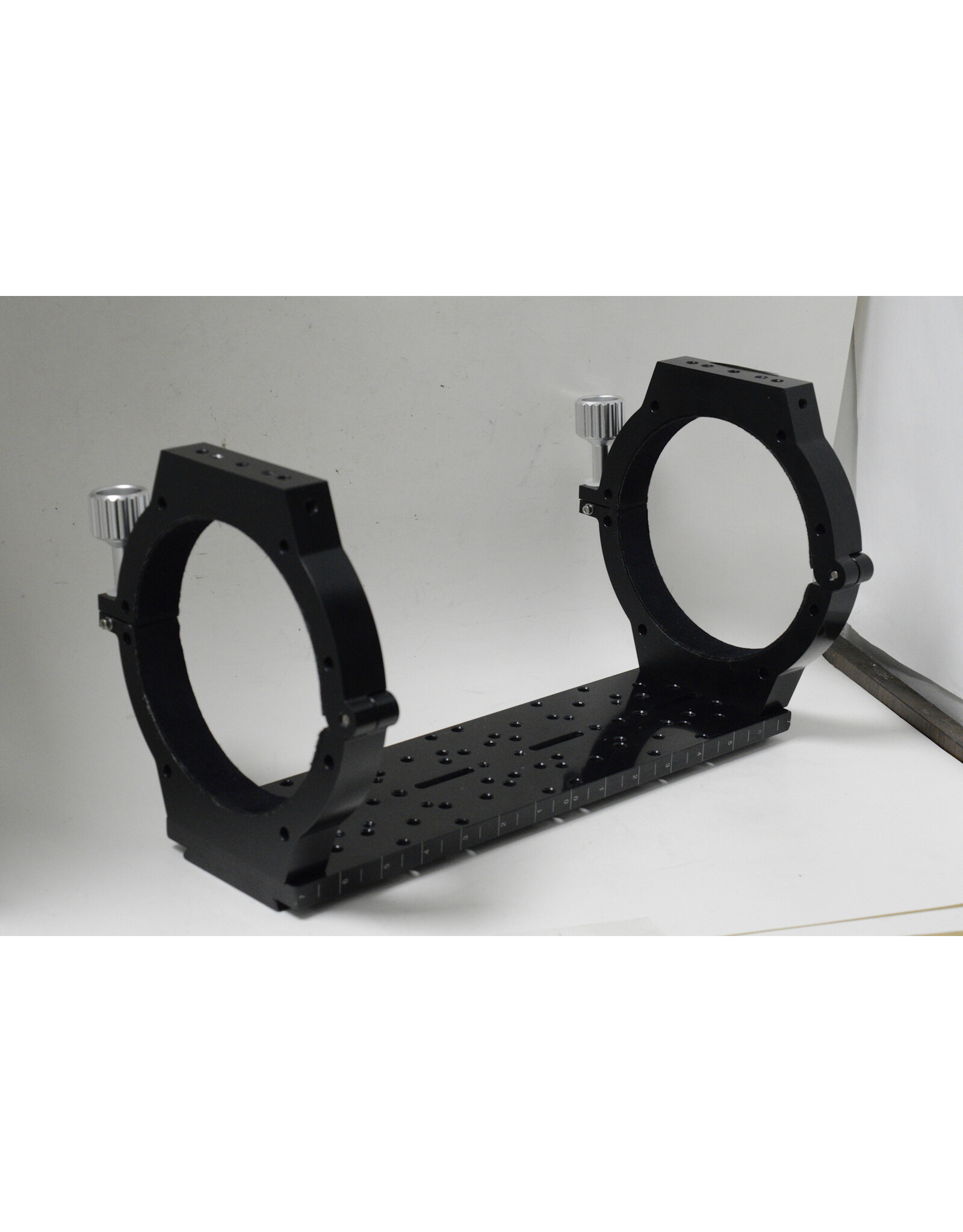140mm Cradle Mounting Ring Set with Losmandy DUP14 14" Dovetail Bar (pre-owned)