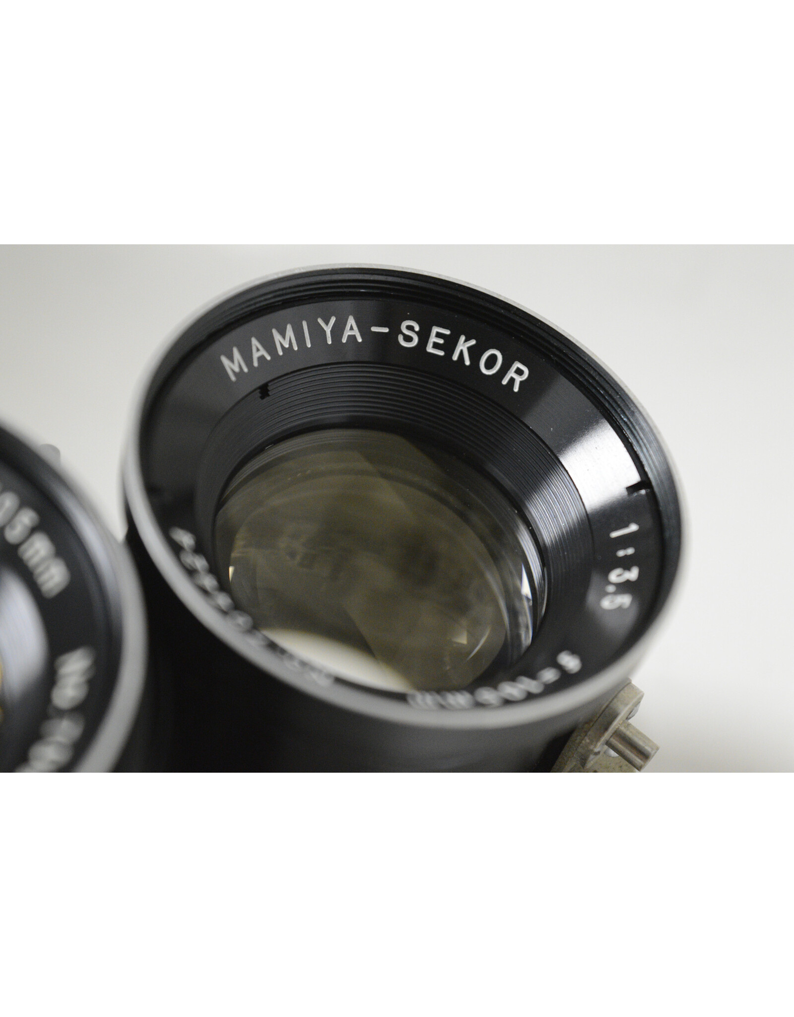 Mamiya Mamiya Sekor 105mm F/3.5 TLR Lens for C330 C220 C33 C22 C3 (Sold AS-IS)