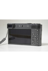 Panasonic Lumix Panasonic LUMIX ZS200 20.1 MP Digital Camera - Black  with Case, Charger and Battery (Pre-owned)