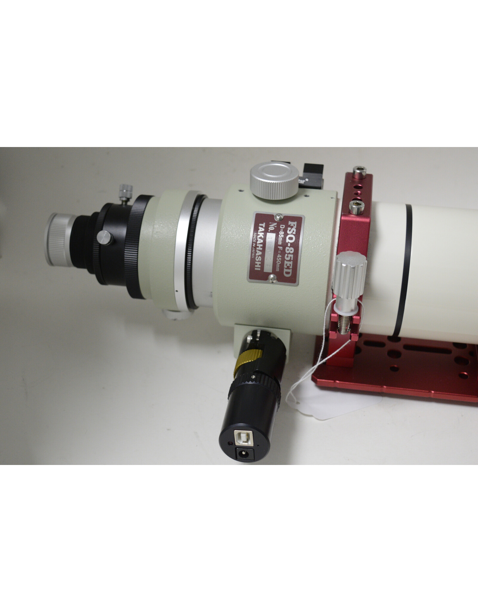 Takahashi Takahashi FSQ85 Baby-Q refractor (Pre-owned)