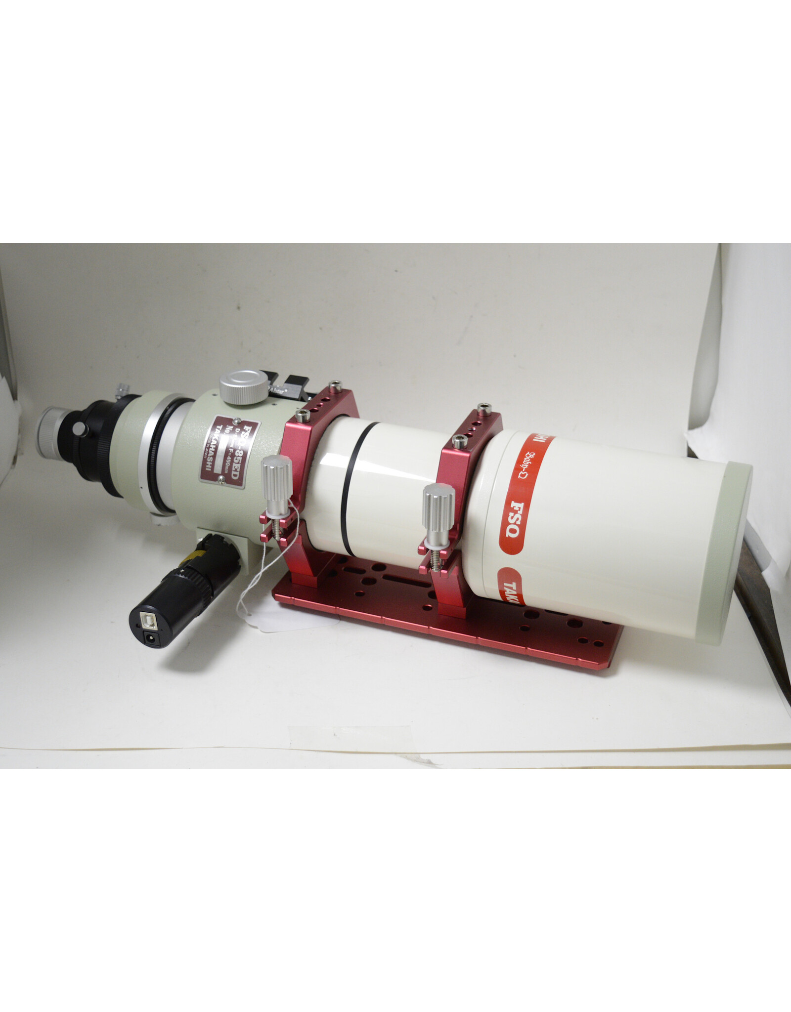 Takahashi Takahashi FSQ85 Baby-Q refractor (Pre-owned)