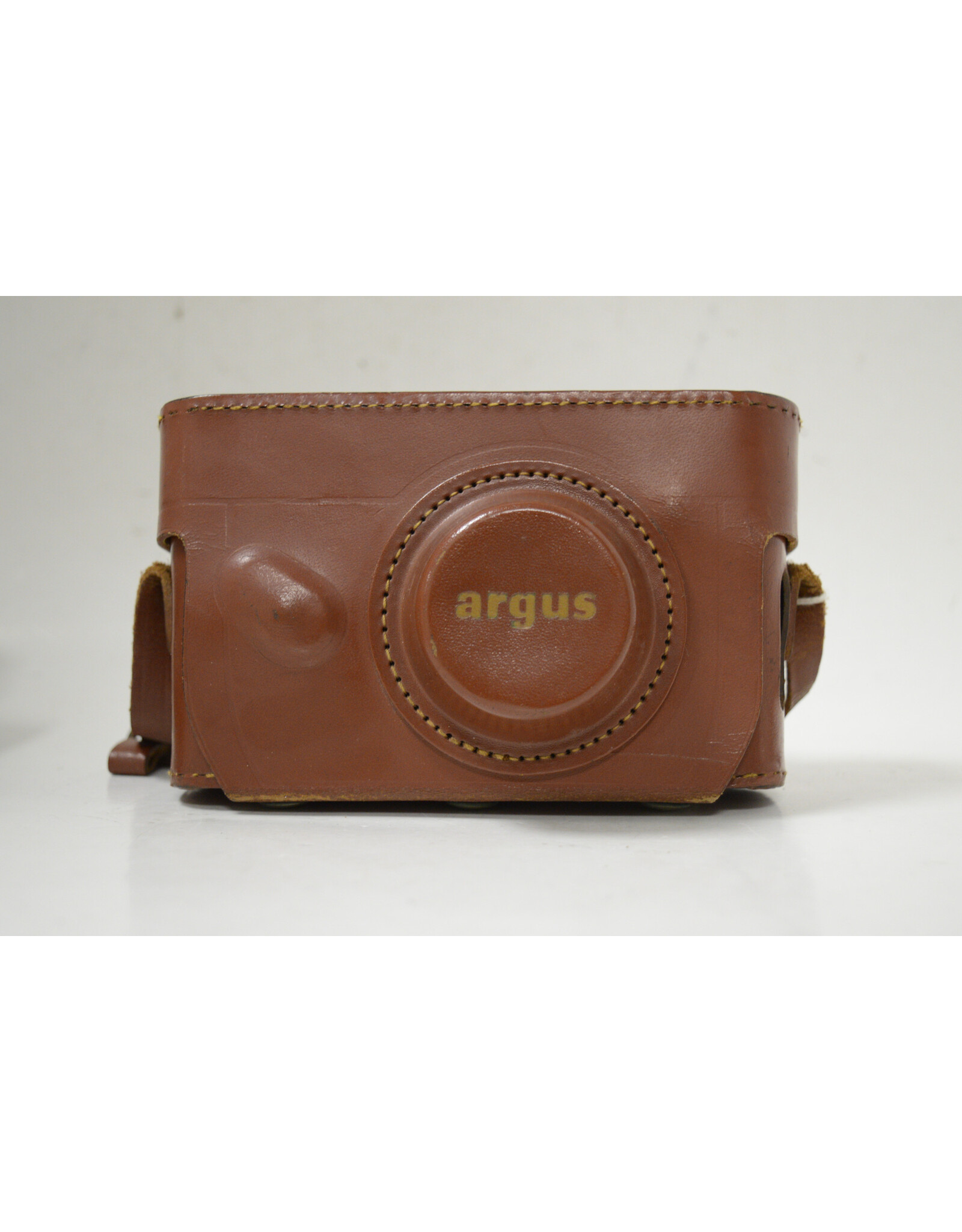 Argus Vintage Argus C-3 35mm Film Camera 50mm Coated Cintar Lens f/3.5 + Leather Case (Pre-owned)