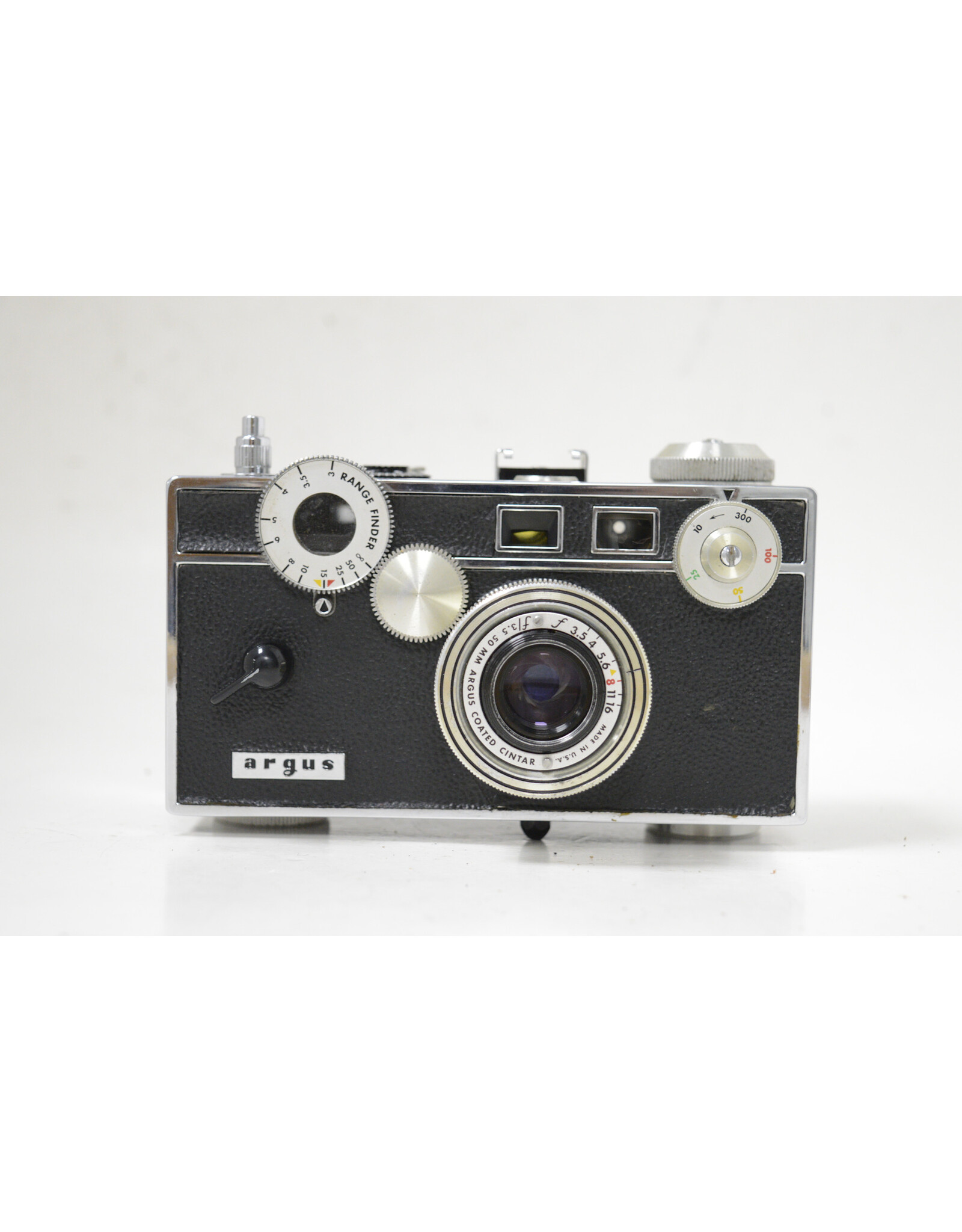Argus Vintage Argus C-3 35mm Film Camera 50mm Coated Cintar Lens f/3.5 + Leather Case (Pre-owned)