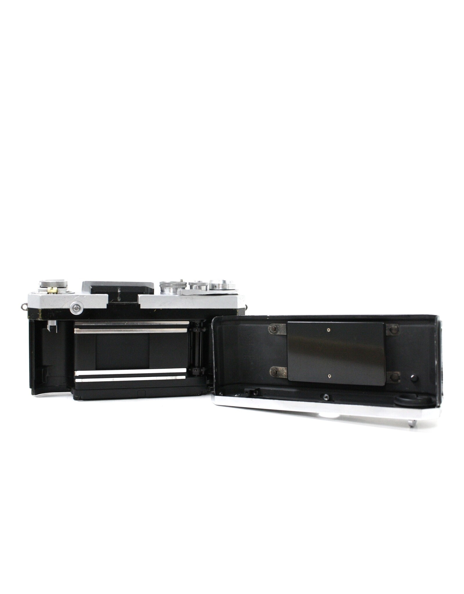 Nikon Nikon F Film Camera Body with DA-1 Action Finder (Pre-Owned)