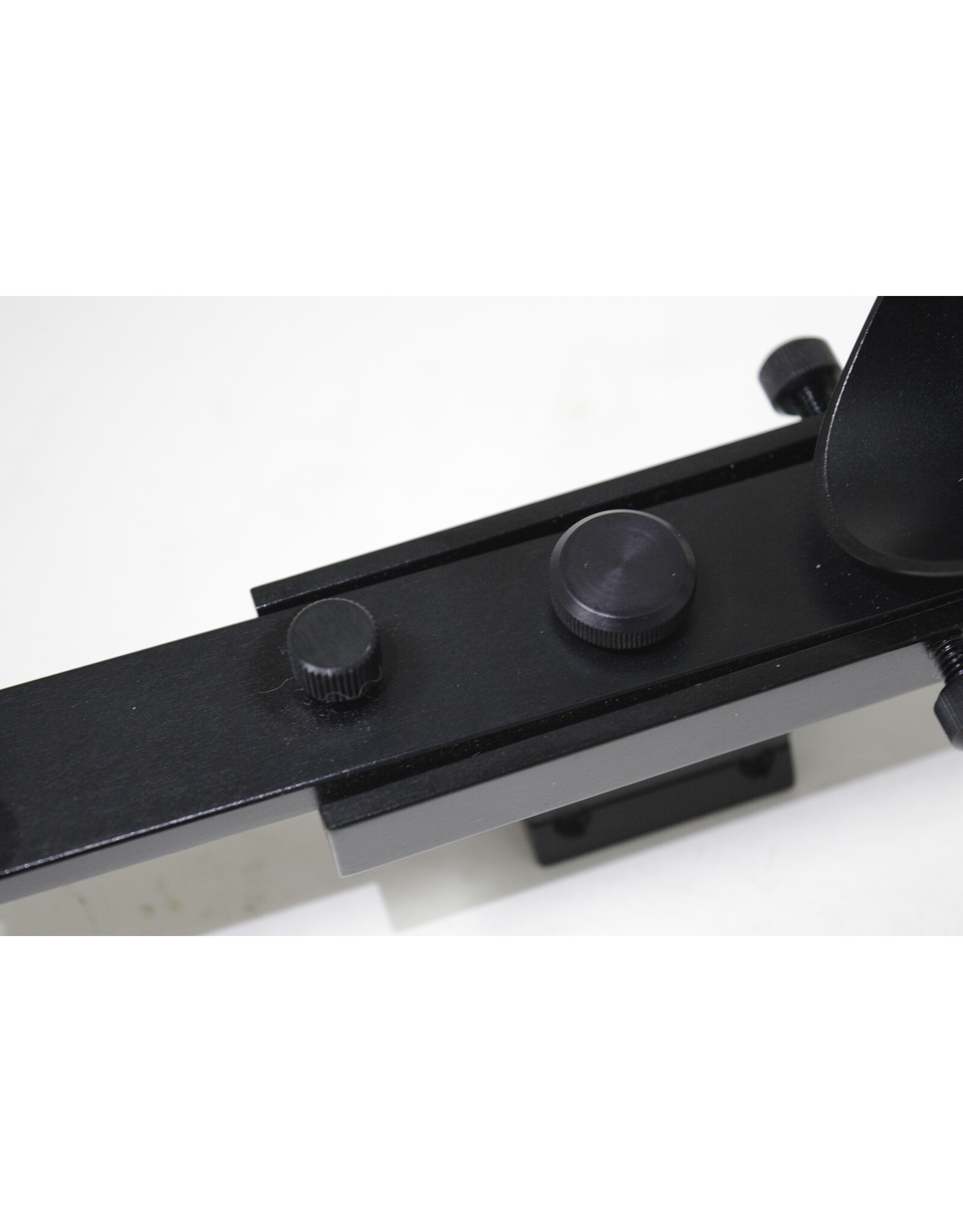 Tele Vue Tele vue Starbeam with Tele vue Base and Astro-Physics Male Dovetail and QR Base (Pre-owned) MINT!