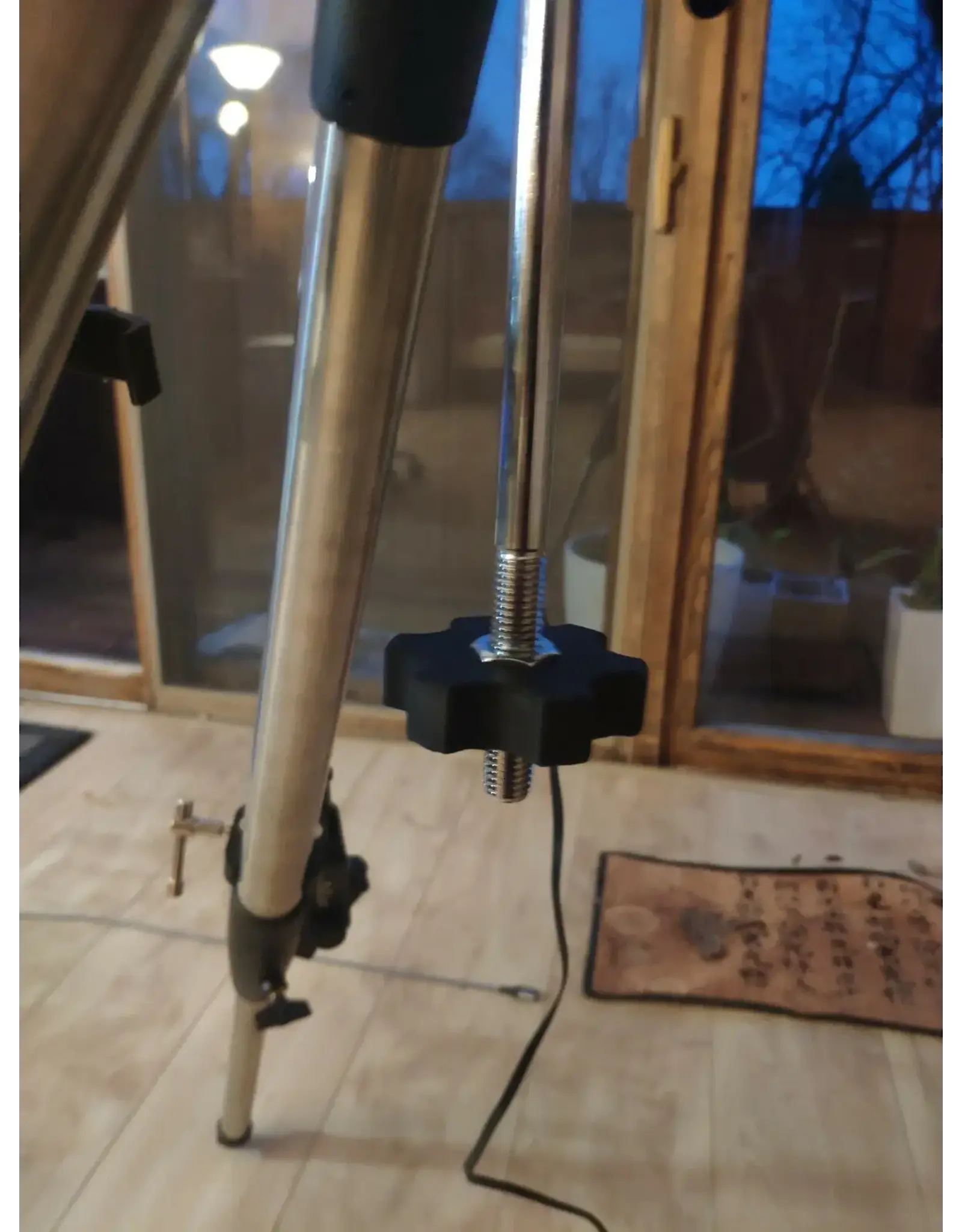 Celestron ORIGINAL Celestron Lock Knob for Nexstar SE Center Threaded Rod - 7000