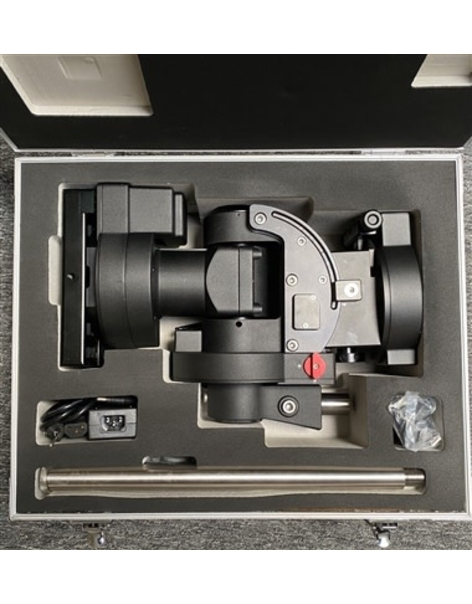 iOptron iOptron CEM70EC Center Balanced Equatorial Mount