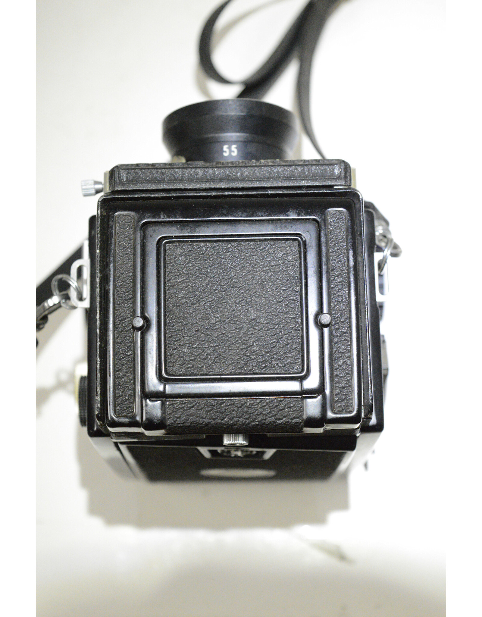 Mamiya C330 Professional with 55mm 4.5 lens Body (Pre-owned)