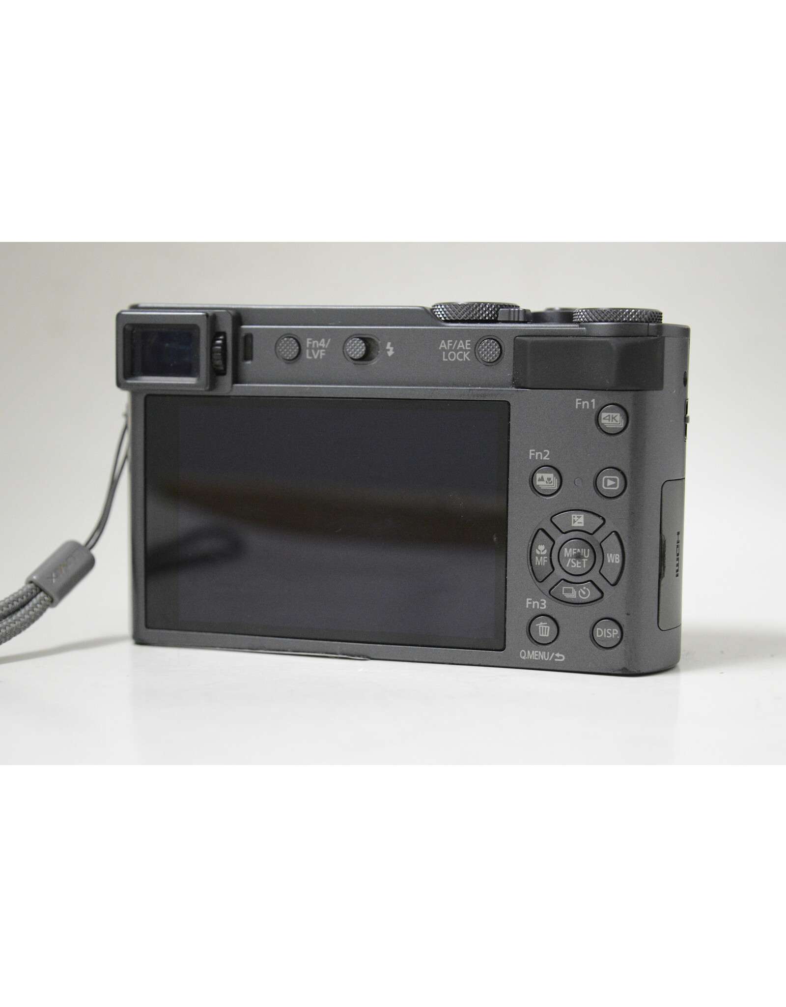 Panasonic Lumix Panasonic LUMIX ZS200 20.1 MP Digital Camera - Black  with Case, Charger and Battery (Pre-owned)