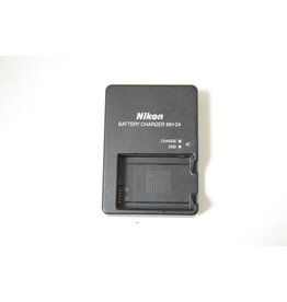 Nikon Nikon Battery Charger MH-24 (Pre-owned)