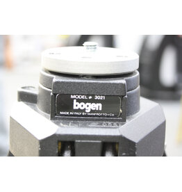 Bogen/Manfrotto Bogen (Manfrotto) 3021 Tripod Only (No head)