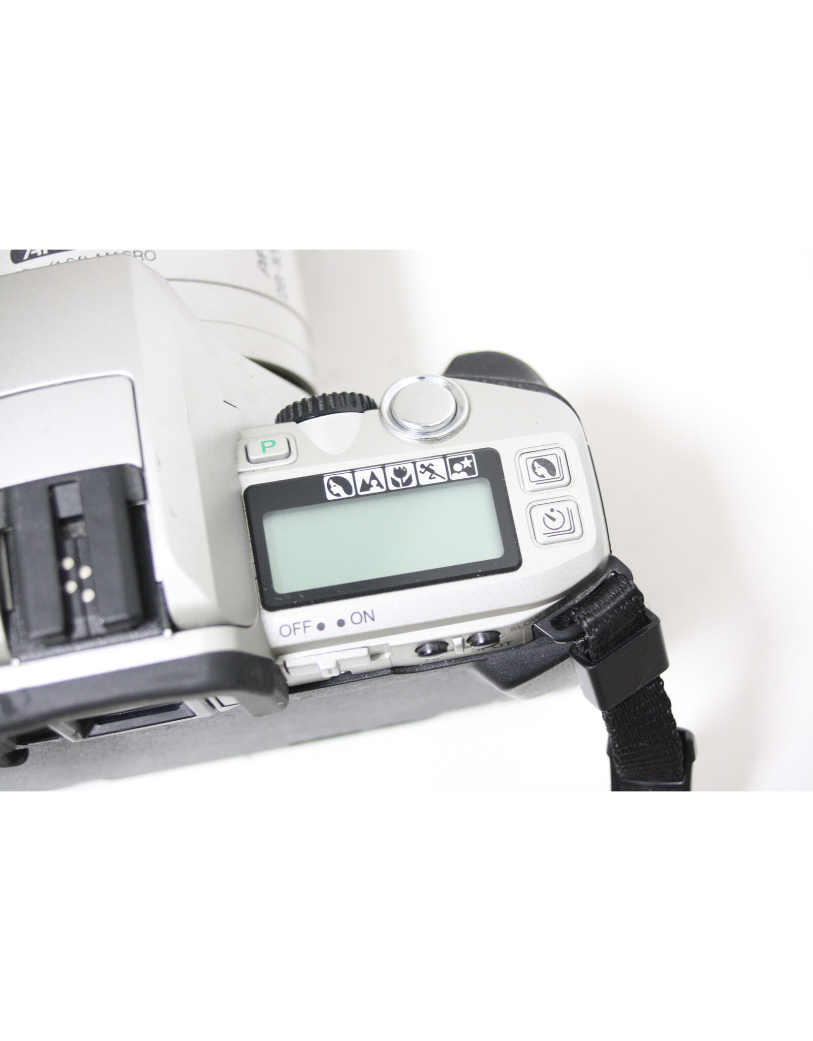 Minolta Minolta Maxxum 5 with AF Maxxum 28-100mm zoom Lens FULLY TESTED (Pre-owned)