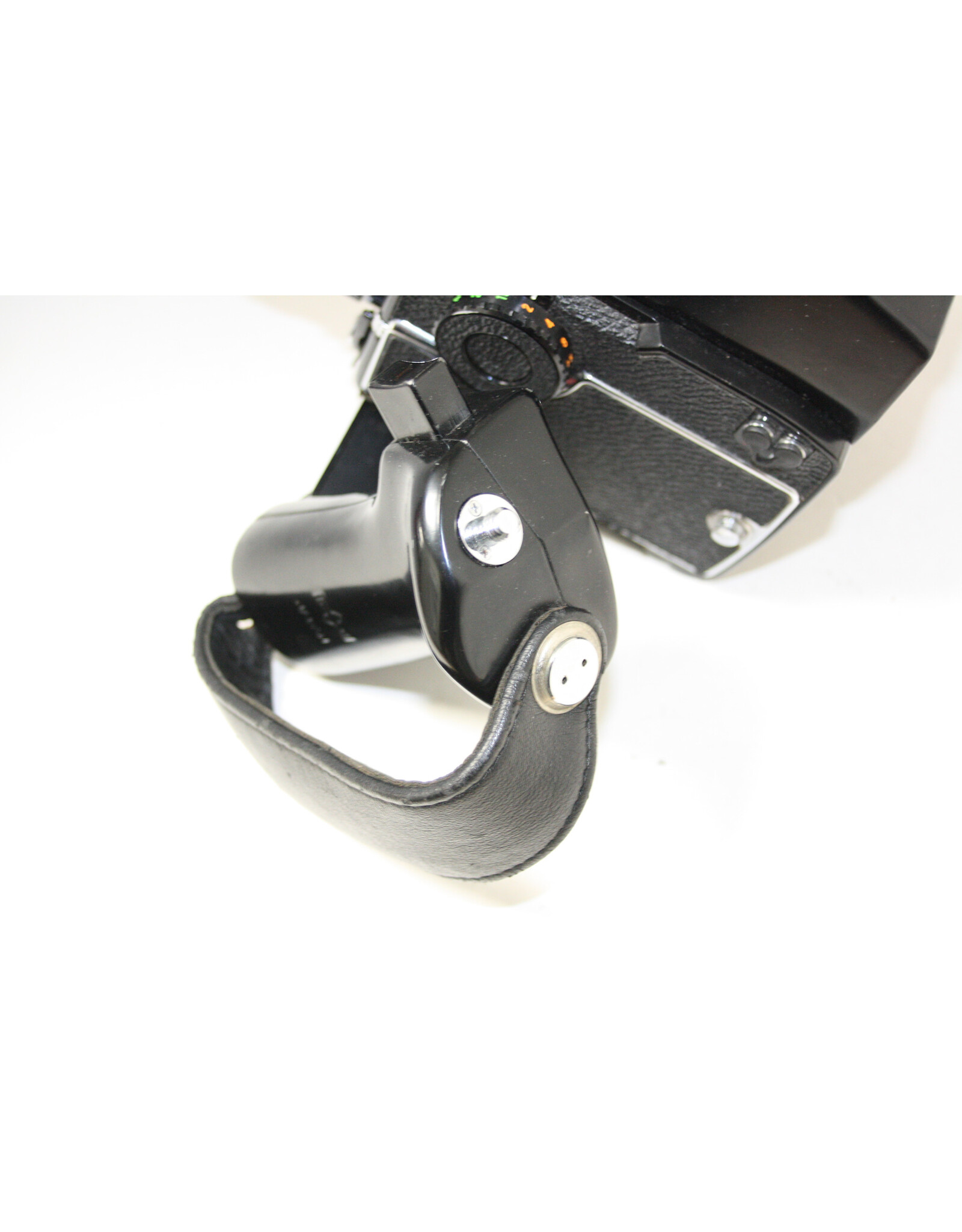 Mamiya Mamiya M645 1000S w/ 80mm PD Prism Finder S & Shutter Control Grip (Pre-Owned)