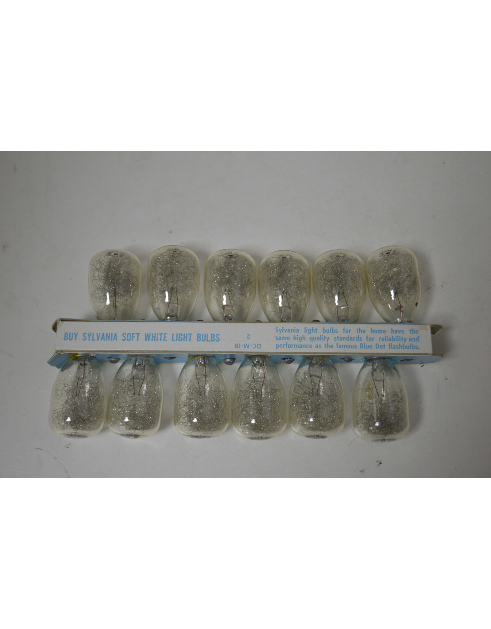 Sylvania Vintage Sylvania M3 Flashbulbs Box of 12 Unused Bulbs Camera Flash Photography