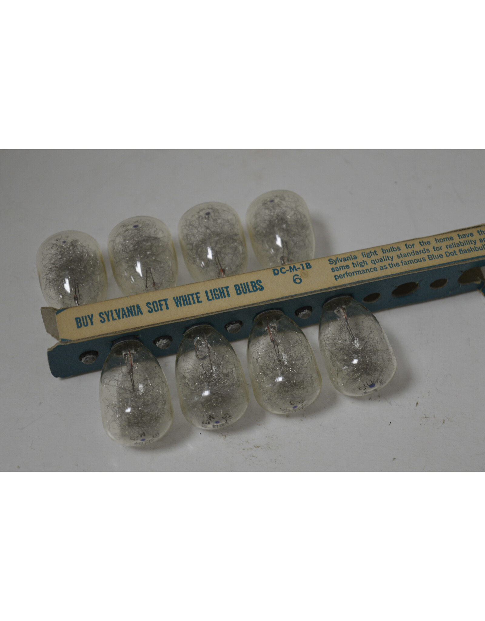 Sylvania Vintage Sylvania M3 Flashbulbs Box of 8 Unused Bulbs Camera Flash Photography