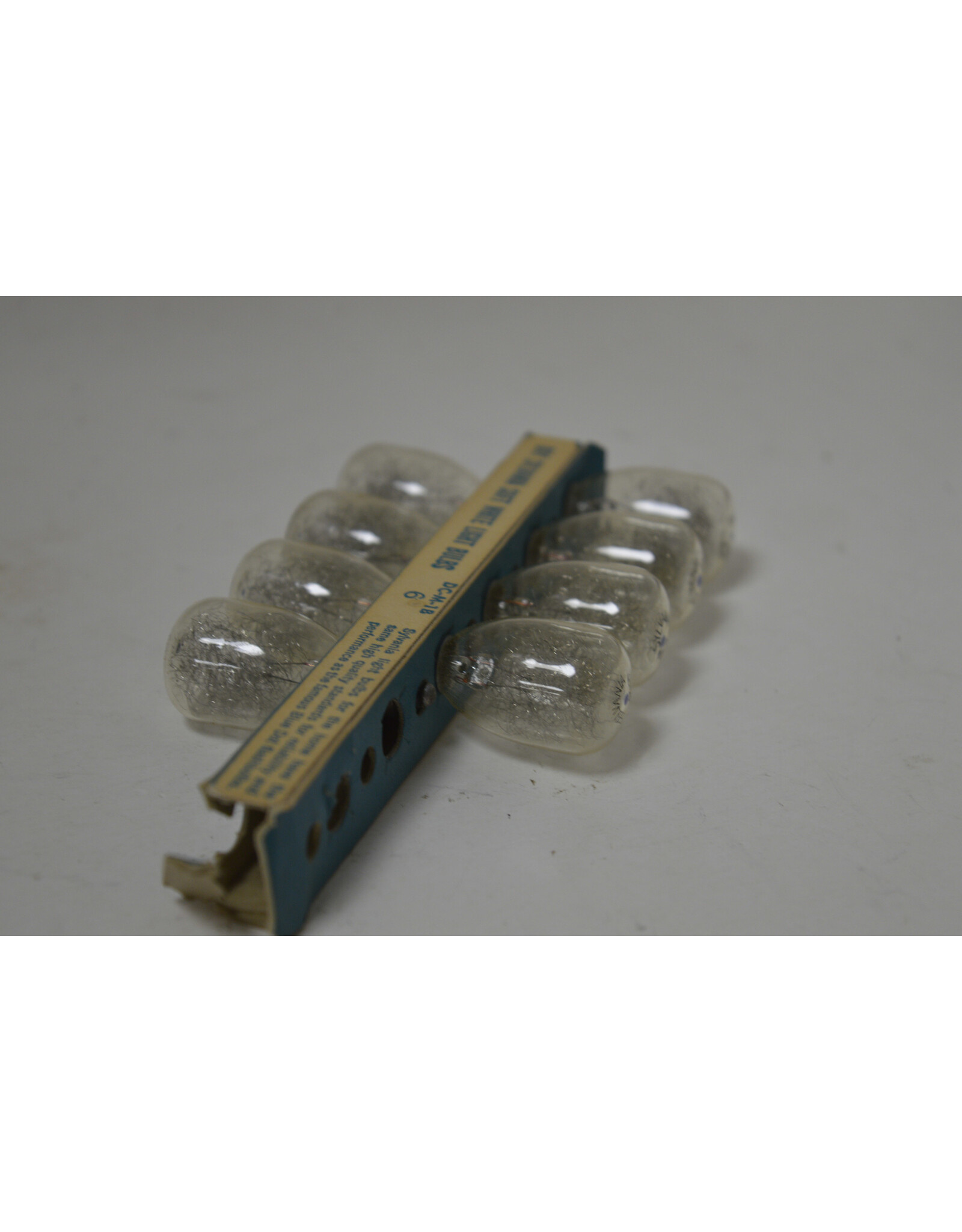 Sylvania Vintage Sylvania M3 Flashbulbs Box of 8 Unused Bulbs Camera Flash Photography