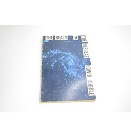 The Realm of the Nebulae - Paperback Book (Pre-owned)