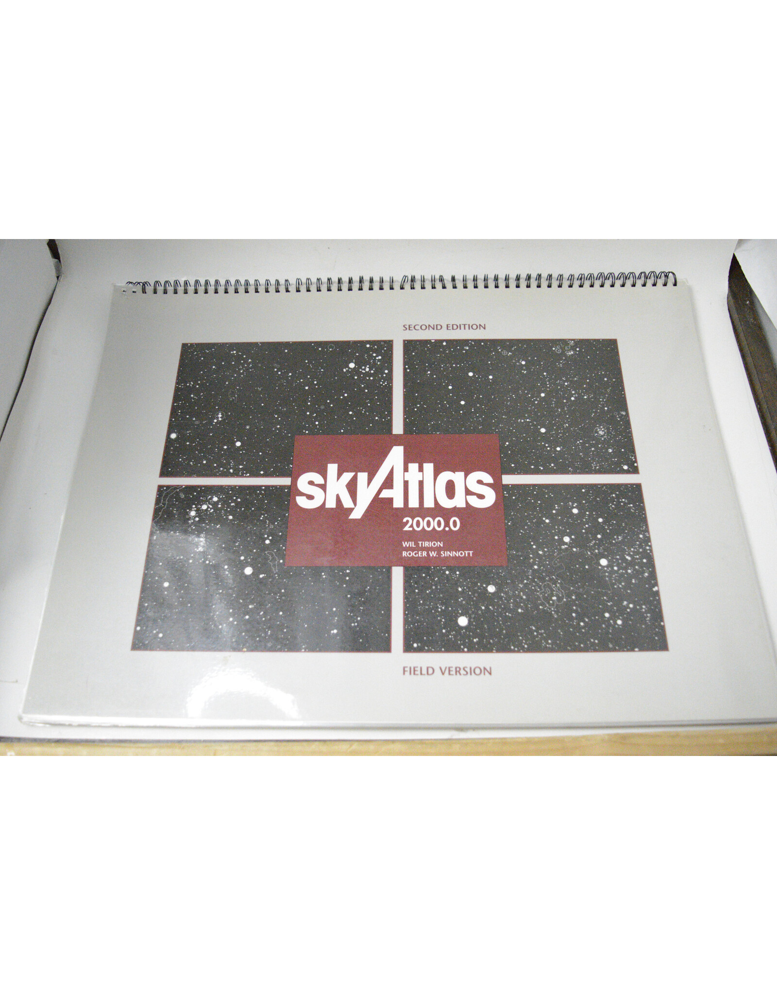 SkyAtlas 2000.0 2nd Edition: Field Version - Laminated Spiral Book (Pre-owned)